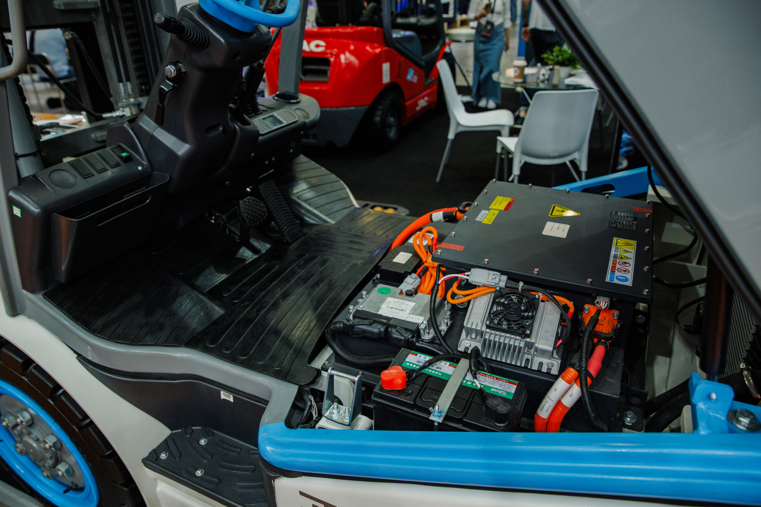 Выставка Спец. Техники. Фотограф Москва Шептаев Артём