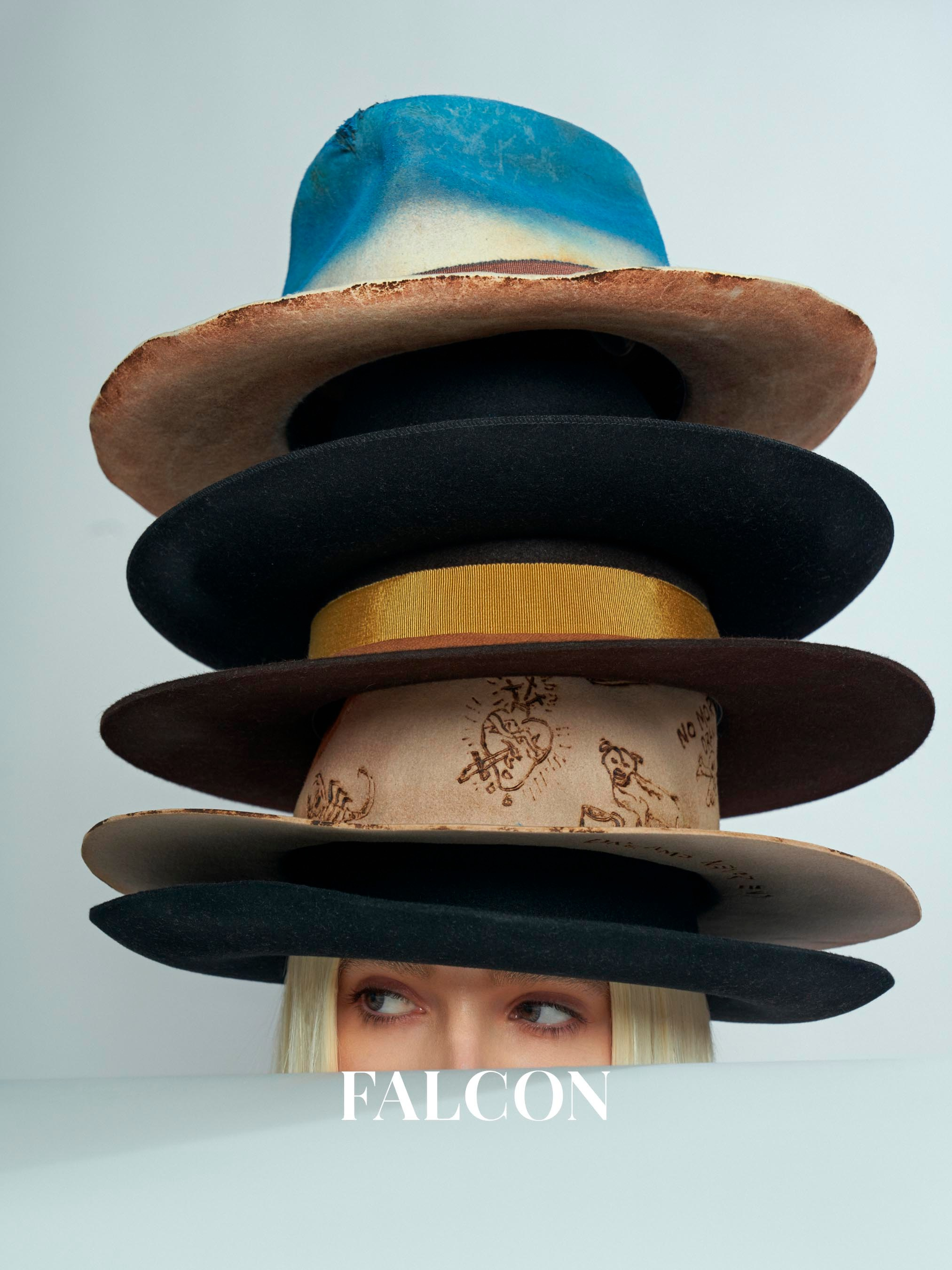 Falcon. Fashion Photographer in Milan