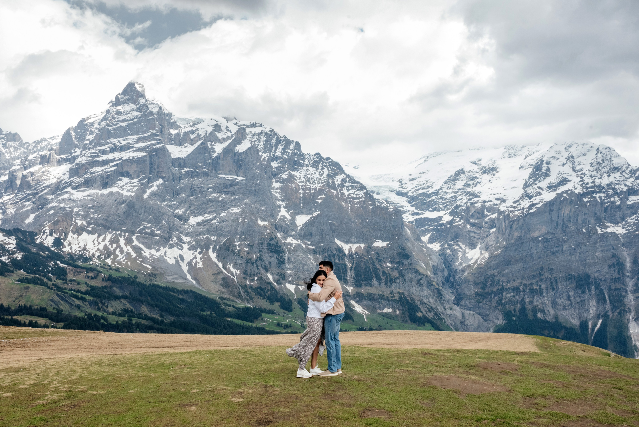 Bijal & Nihar (Grindelwald). Photographer in Interlaken area