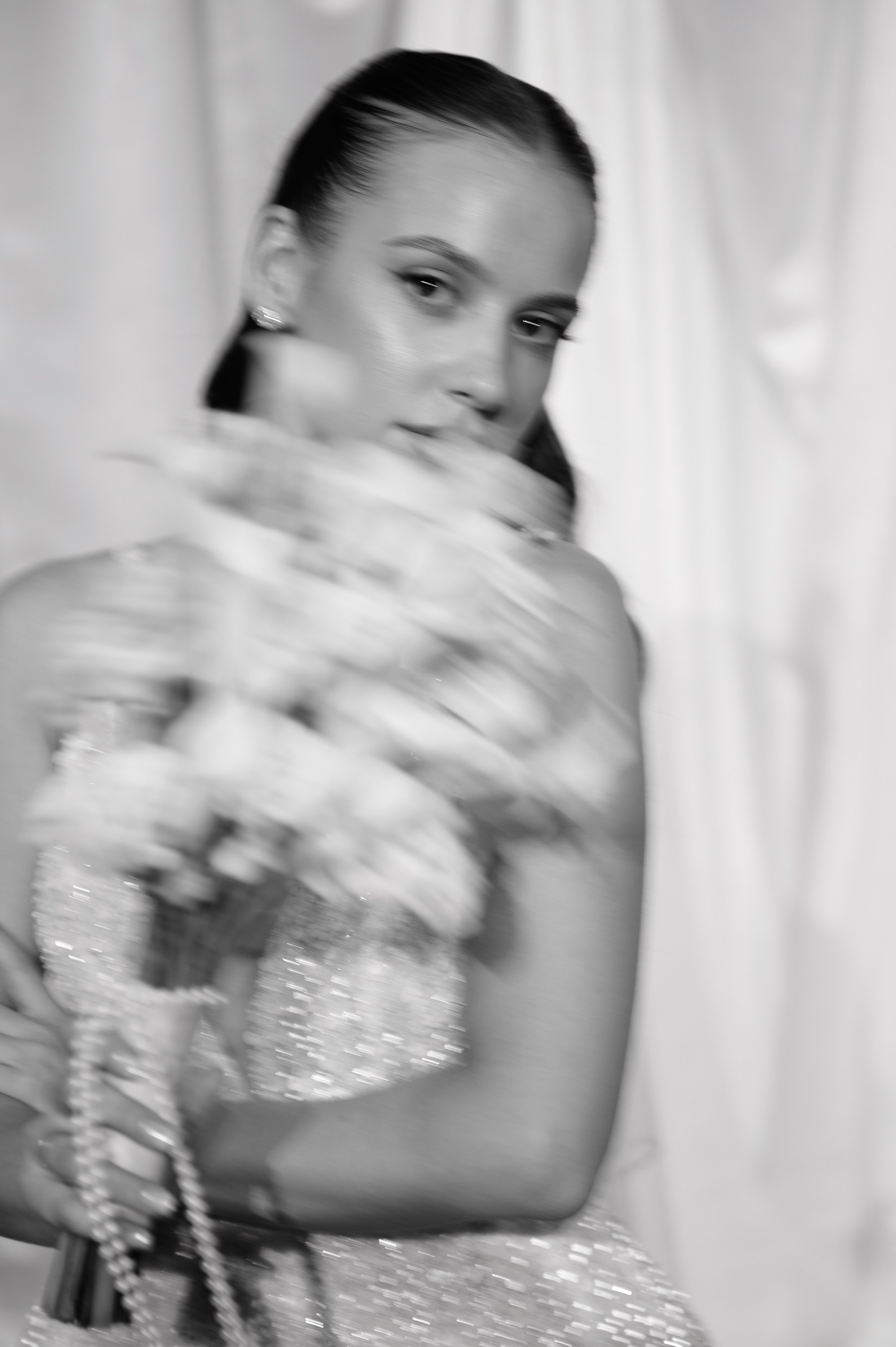 Антон и Виолета. Zhulanovilya