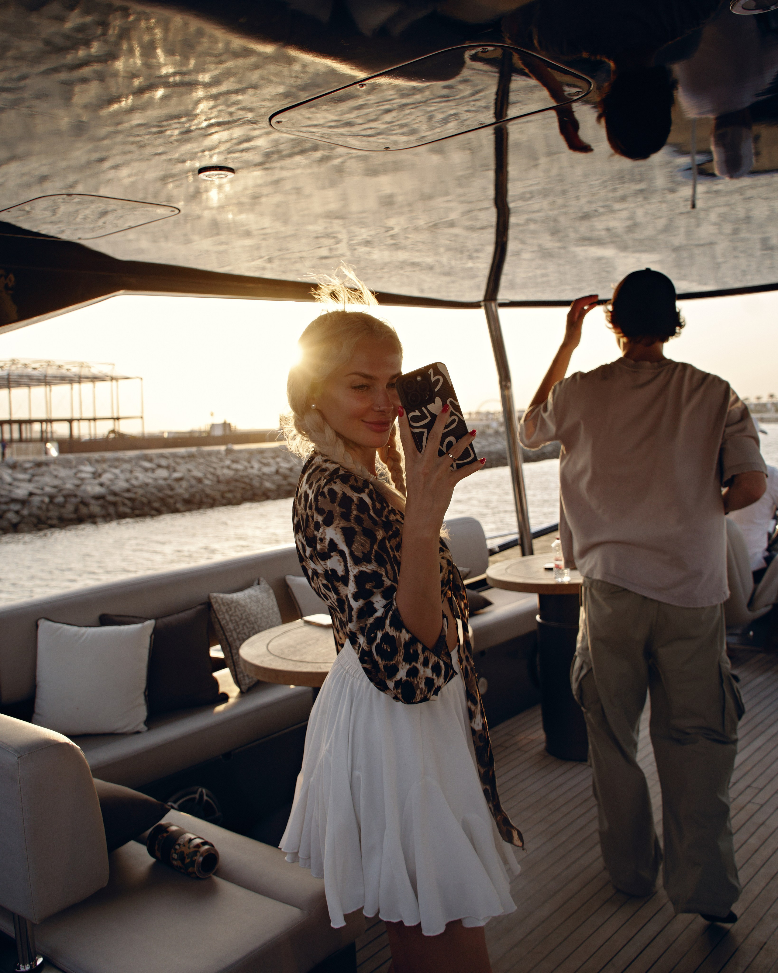 PAVEL DEREVYANKO. NOIZOMAX Художественный фотограф в Дубай