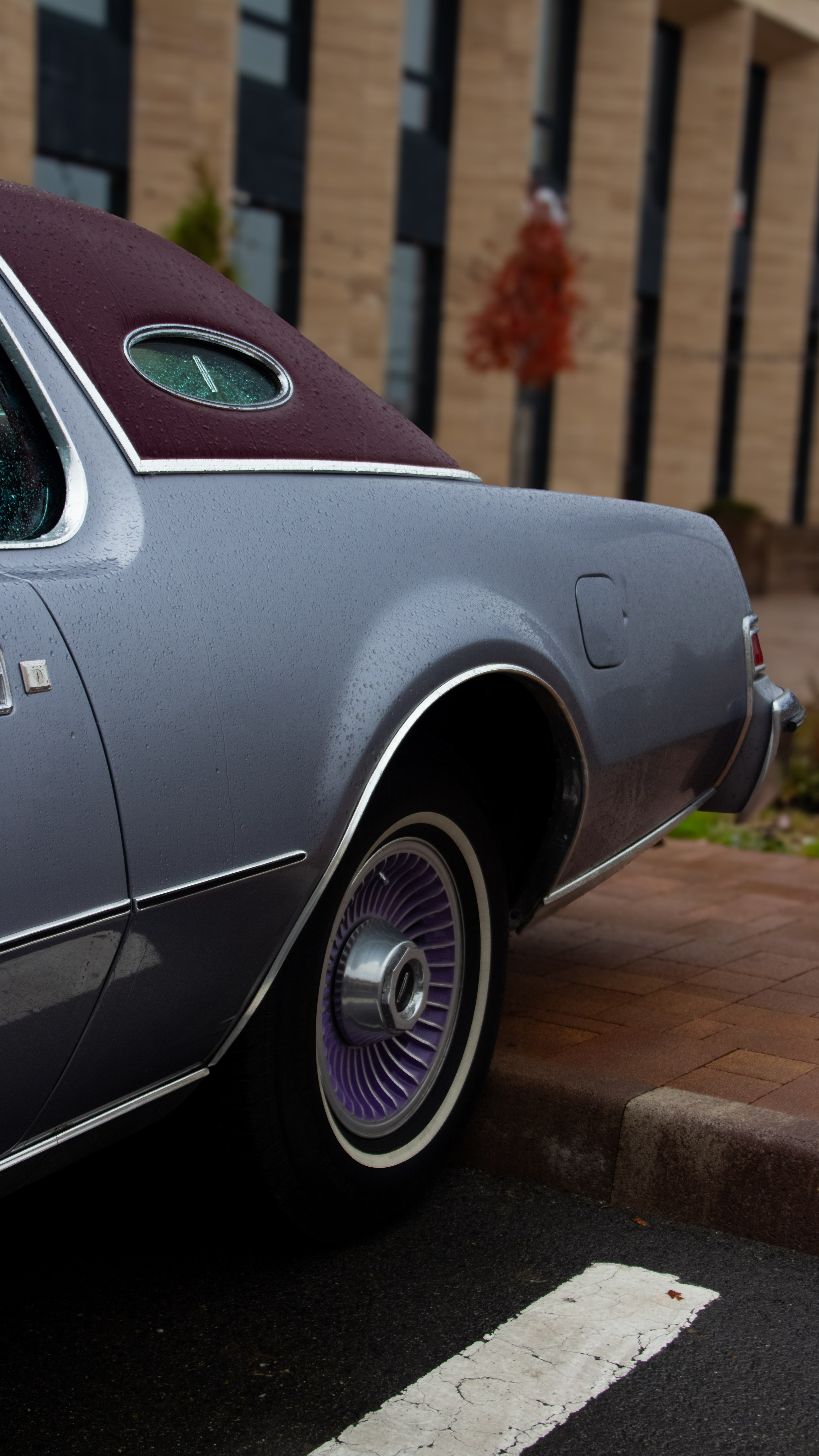 Фото Lincoln Continental Mark IV — купе американской классики