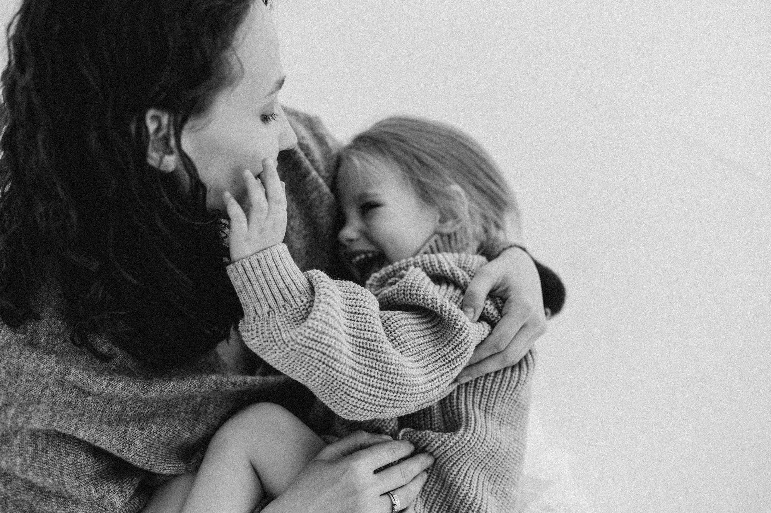 Алина и Софа. Свадебный и семейный фотограф в Чите Юлия Оранская