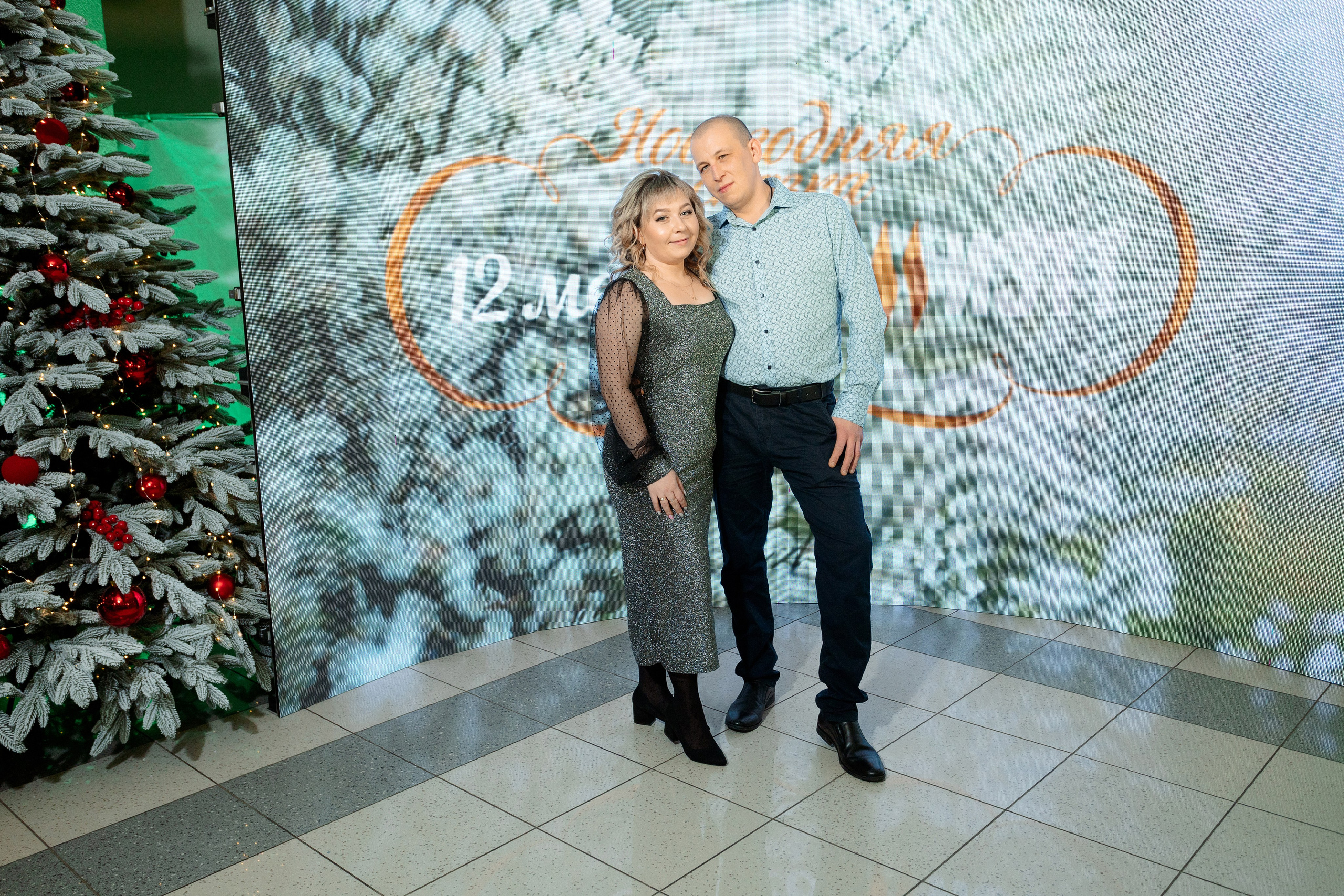 РЕПОРТАЖ: НОВЫЙ ГОД В ДК МЕТАЛЛУРГ. Профессиональный фотограф в Ижевске Леша Петров