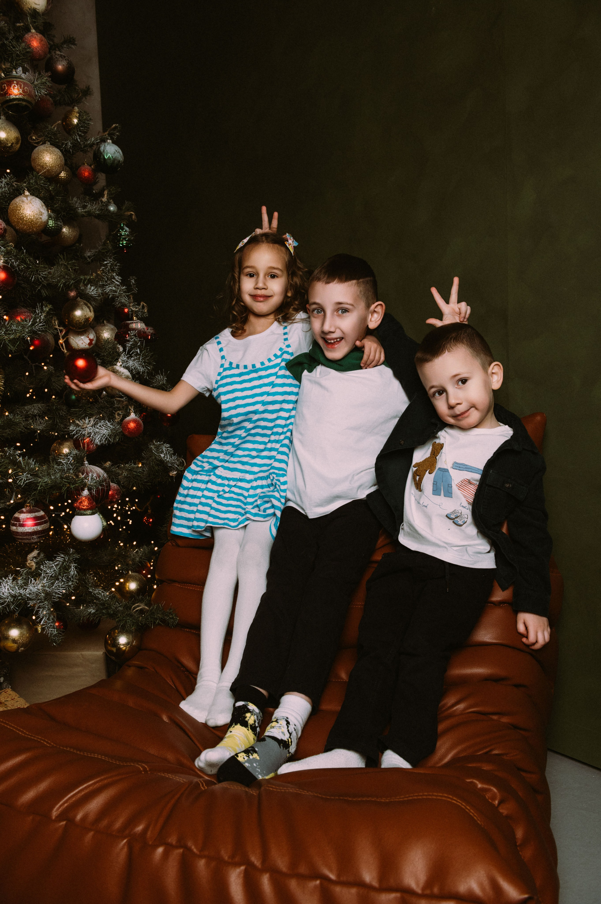 Большая семья собралась вместе на Новый год. Фотограф в Сургуте Светлана Гибадуллина