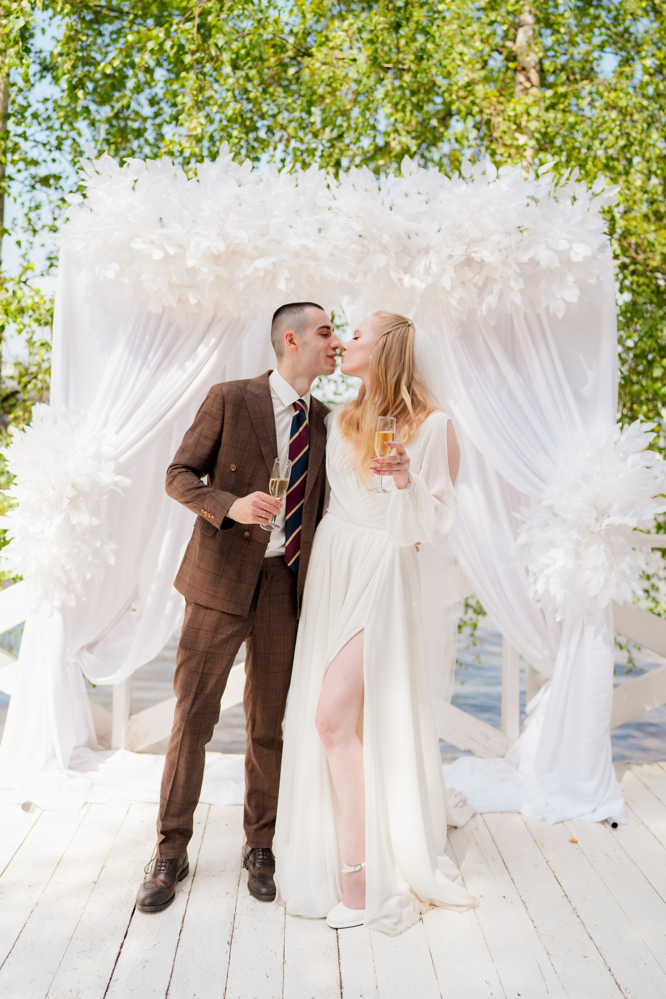 Денис и Надежда. Венчание + свадебный банкет. Свадебный фотограф Москва