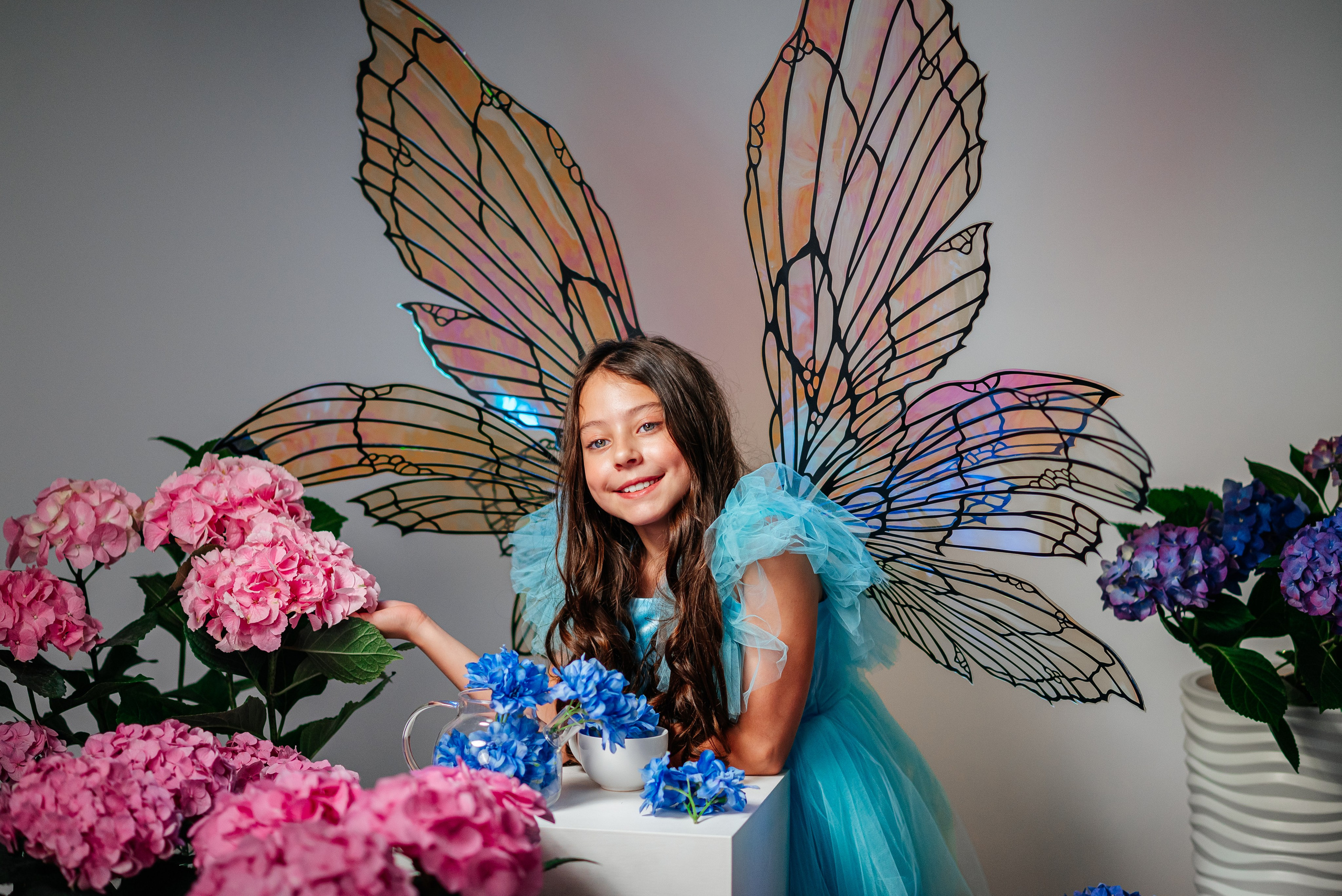 Вероника и гортензии. Семейный фотограф в Краснодаре