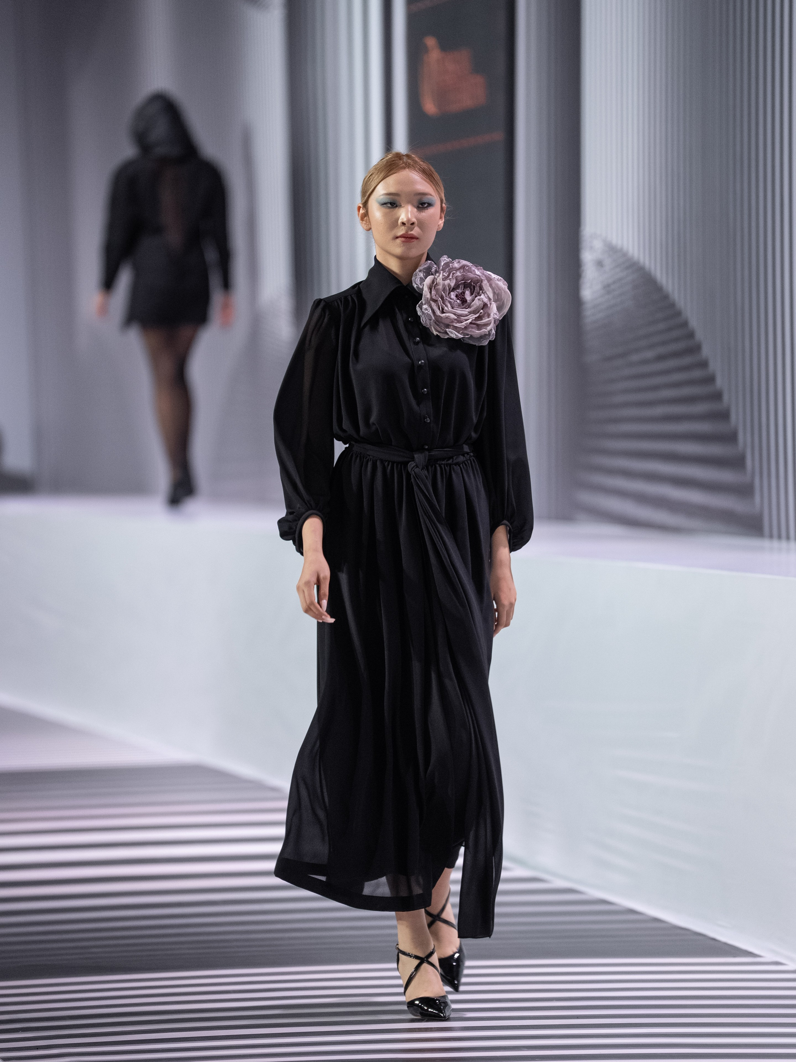 OKSANA UTELBAEVA. Сайт Алматинского НЮ АРТ, будуар и фэшн фотографа Дениса Карпенко