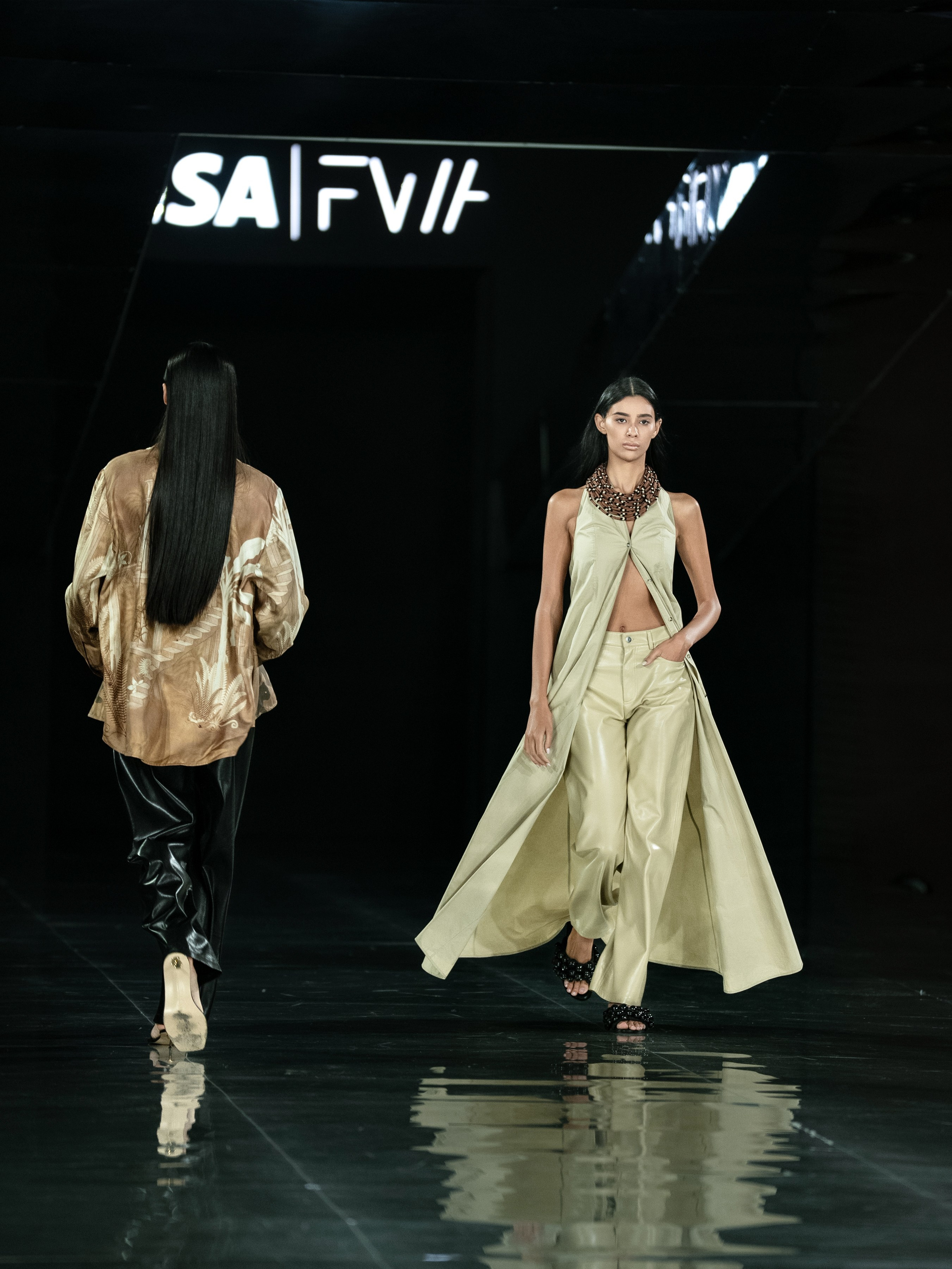 Visa Fashion Week Nanushka. Сайт Алматинского НЮ АРТ, будуар и фэшн фотографа Дениса Карпенко