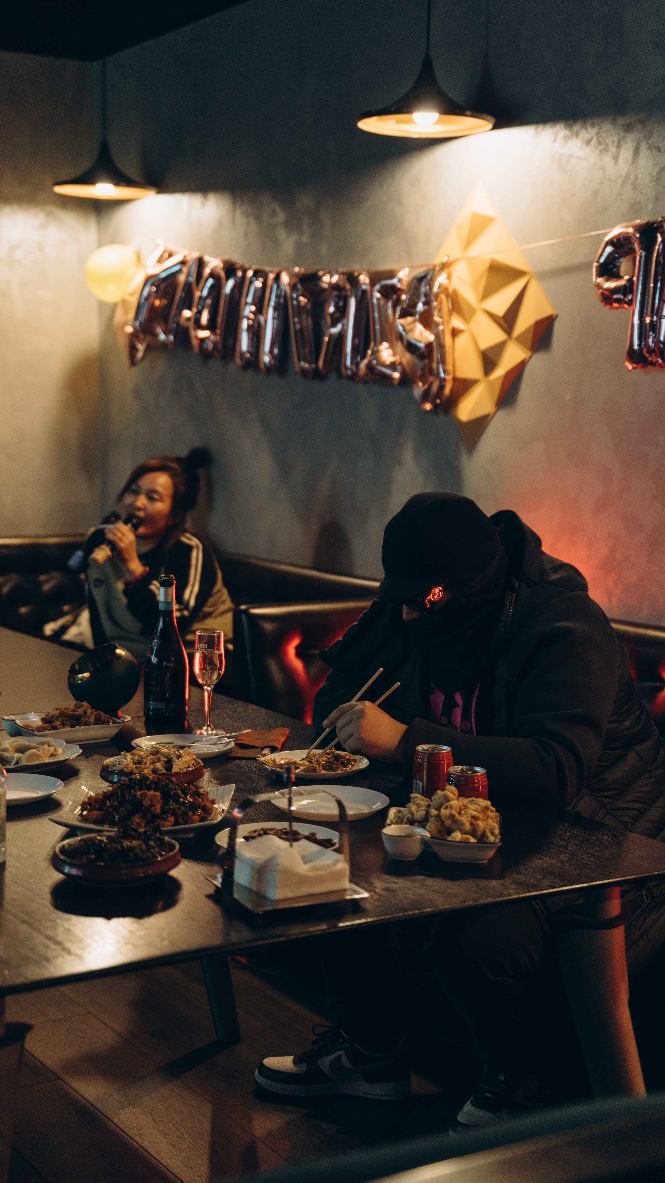 Thomas Mraz в караоке ресторане Поднебесная