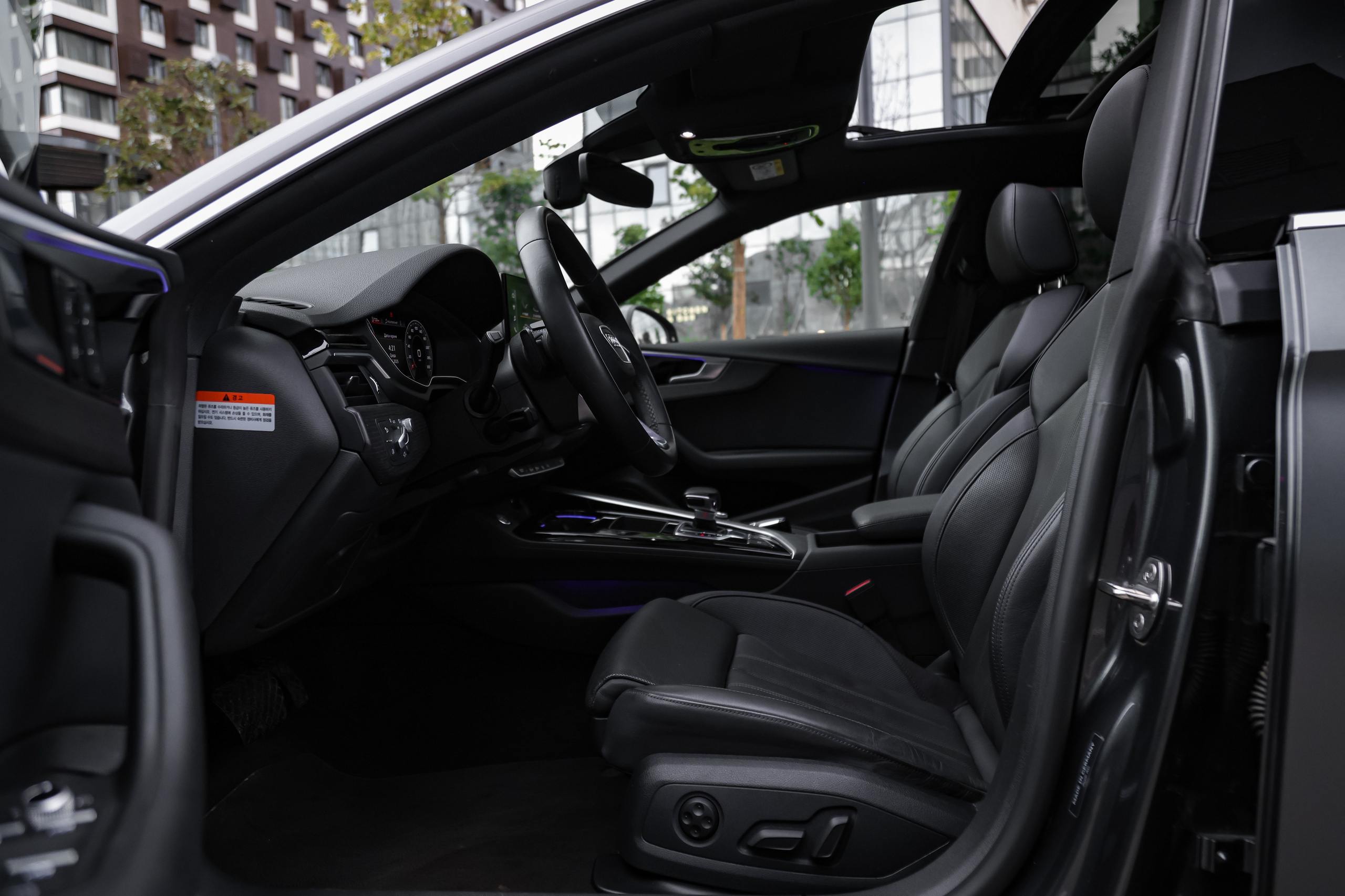 2022 AUDI S QUATTRO. Mixturecaptures