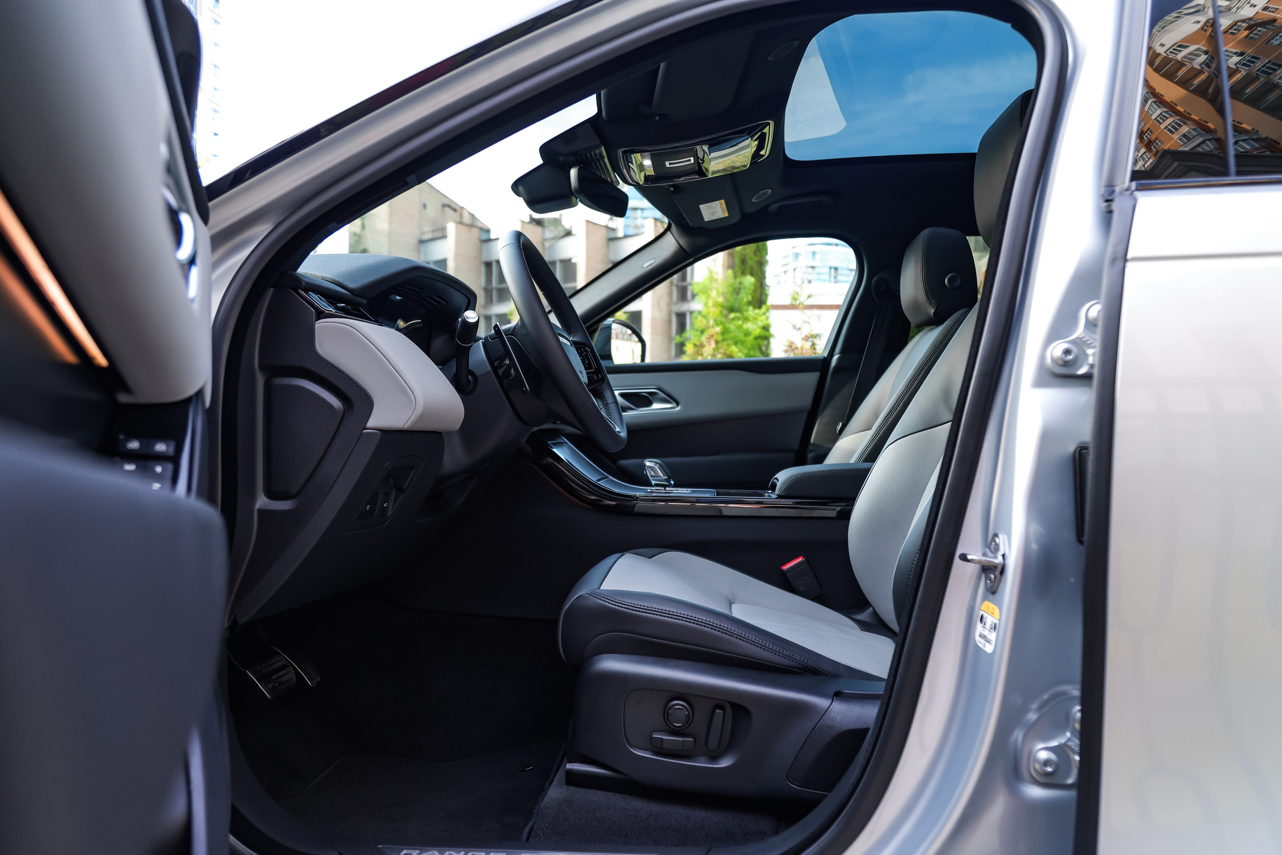 2024 RANGE ROVER VELAR 2.0 AT. Mixturecaptures