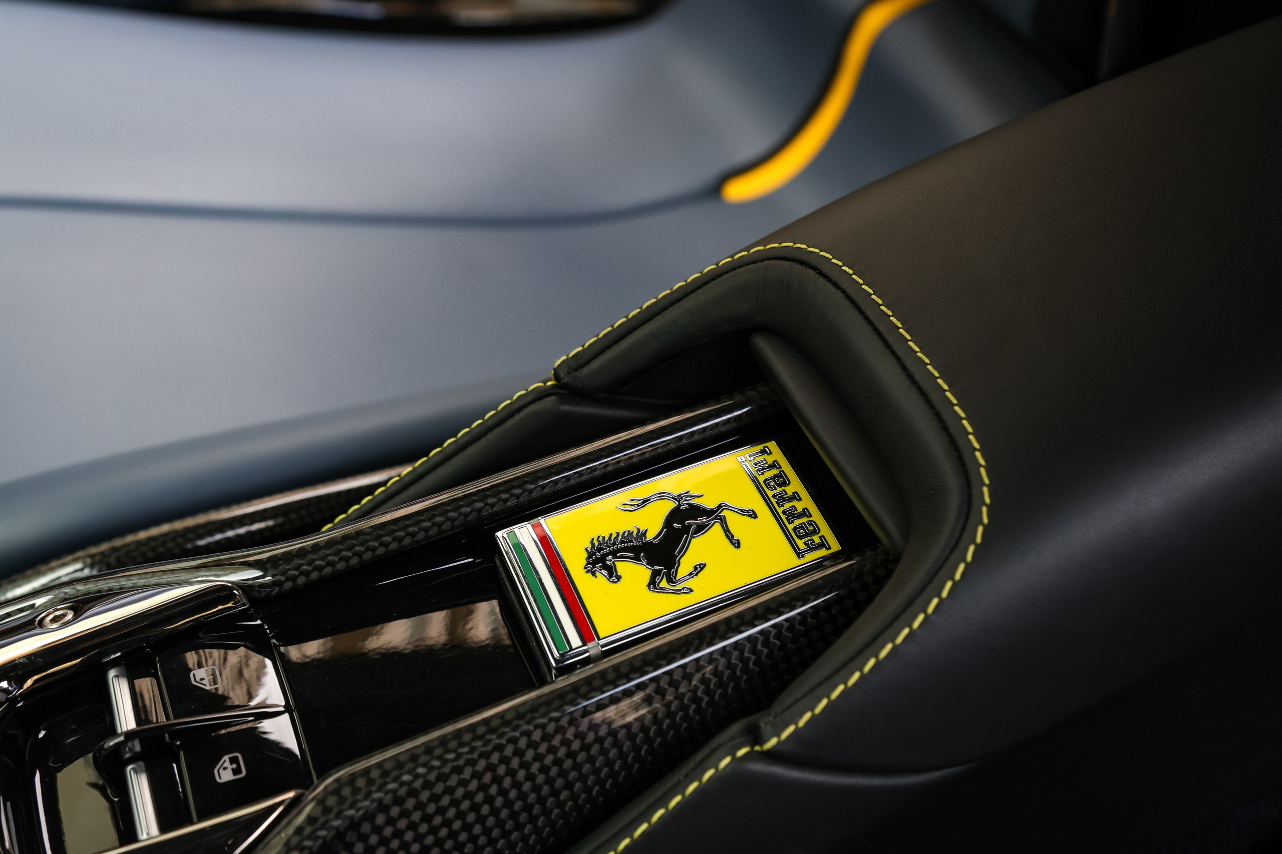 FERRARI SF90 STRADALE. Mixturecaptures