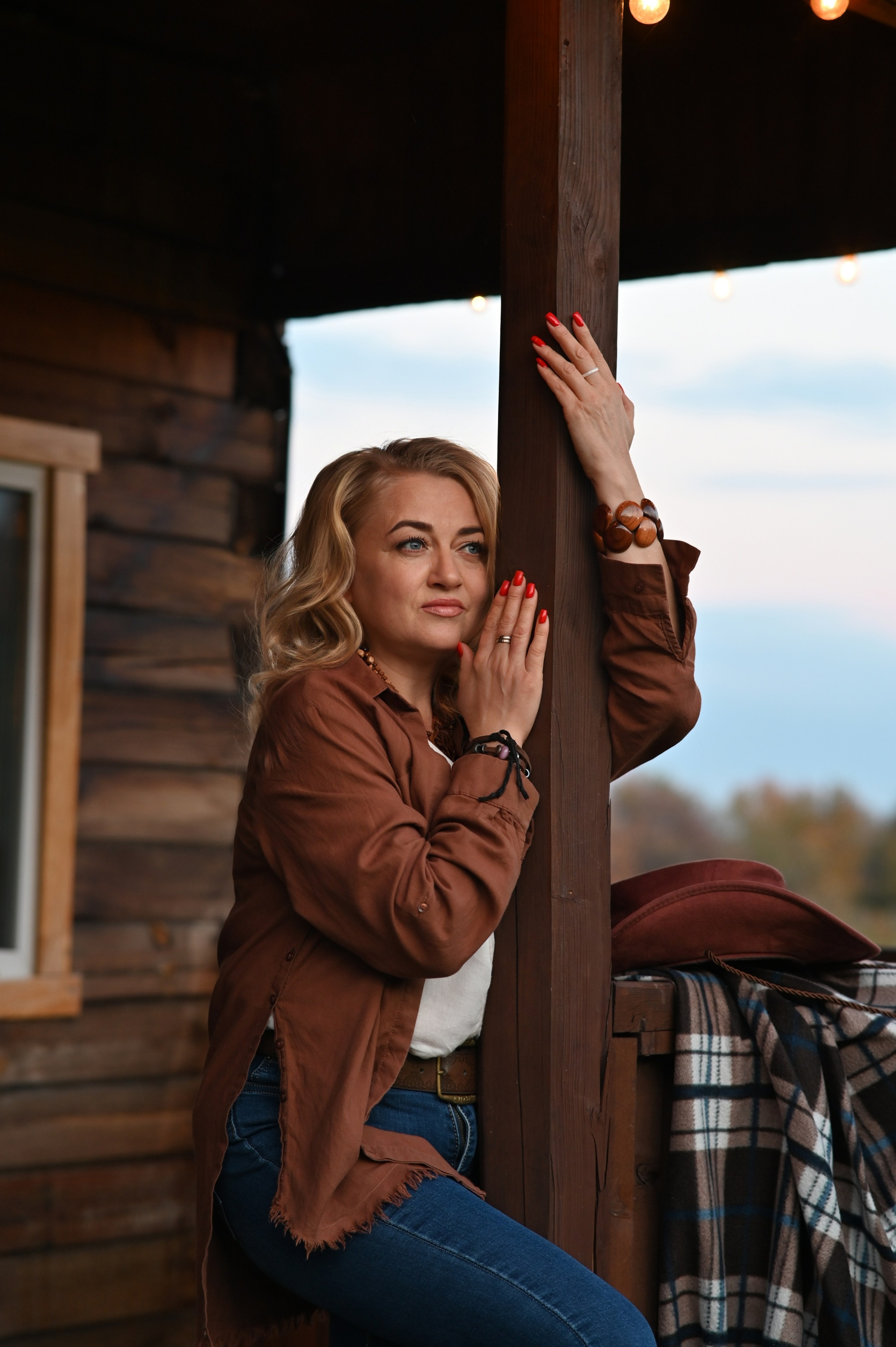 Юлия в осенней природе. Семейный и свадебный фотограф в Абакане Юлия Су