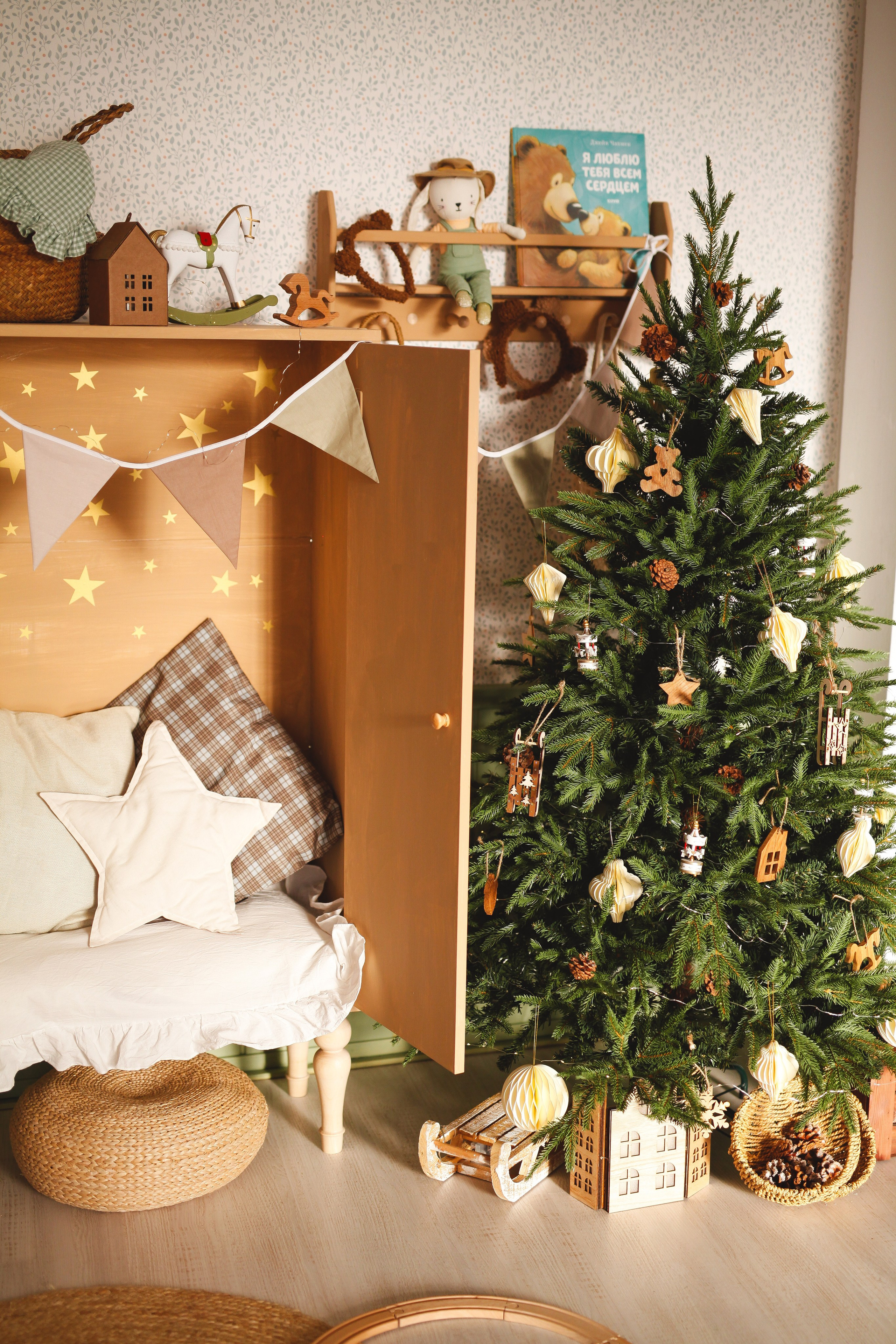 Фотостудия Мишка в Сургуте для семейных и новогодних фотосессий