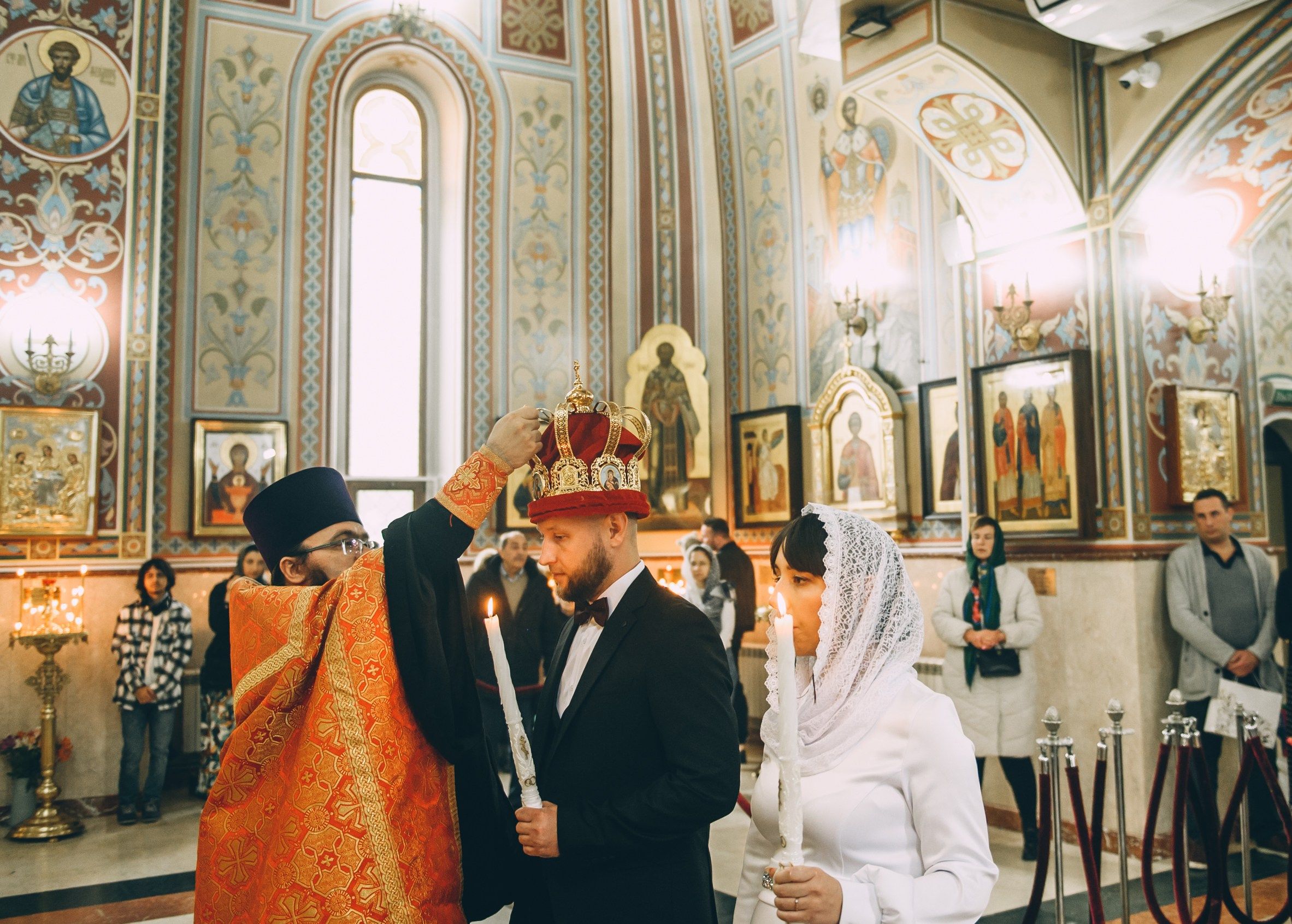 Венчание в соборе Владимира Равноапостольного. Свадебный и семейный фотограф София Невская