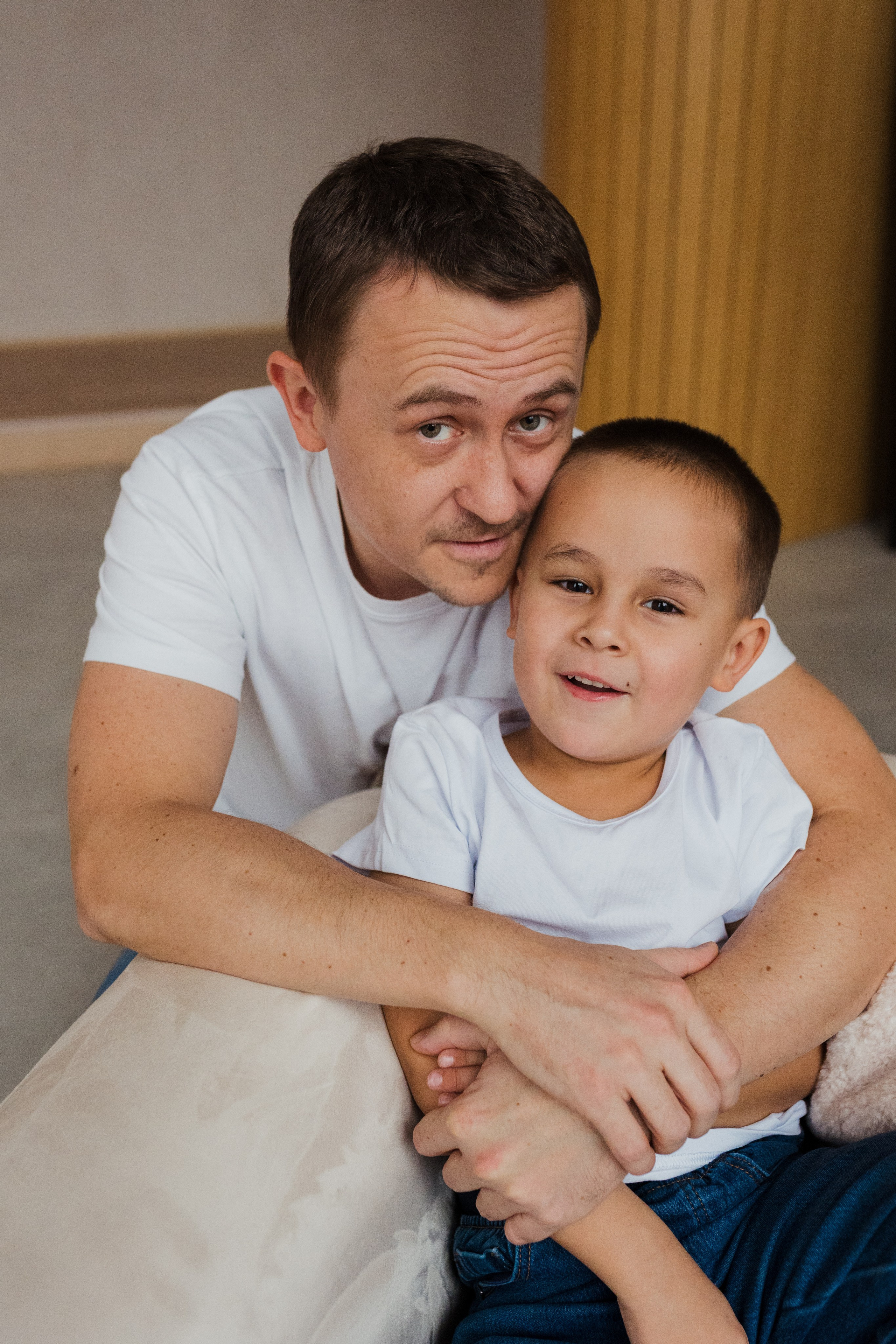 Семейная фотосессия в студии в Москве, семейный фотограф Анна Полушина. Свадебный фотограф в Москве Анна Полушина