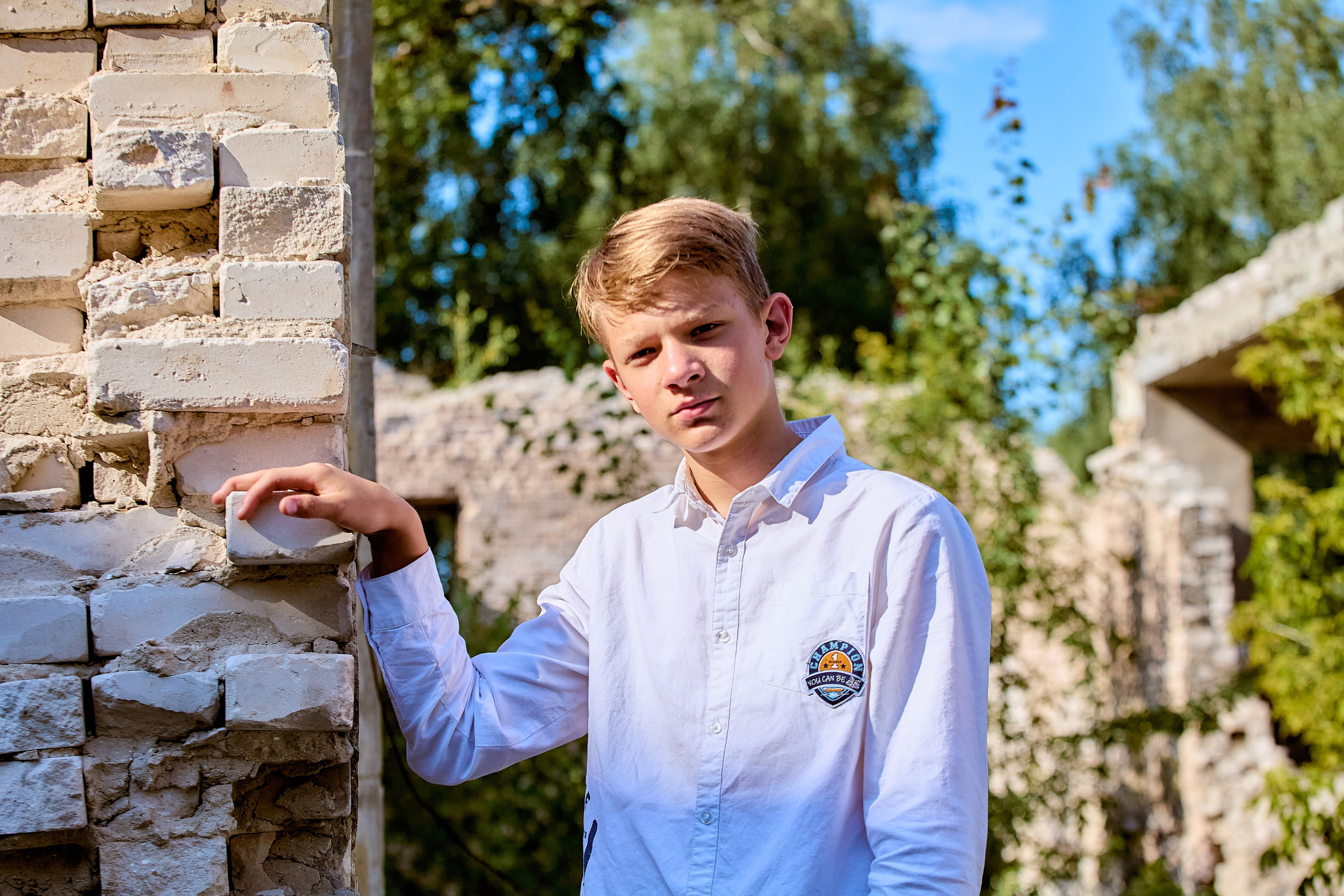 Творческая фотосессия. Абстрактный портрет в Заброшенном здании