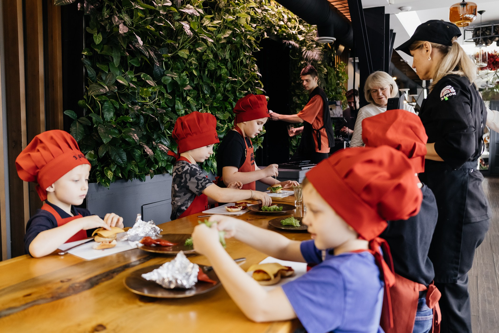 Детский мастер — класс в ресторане «Забой». Фотограф Кемерово | Сергей