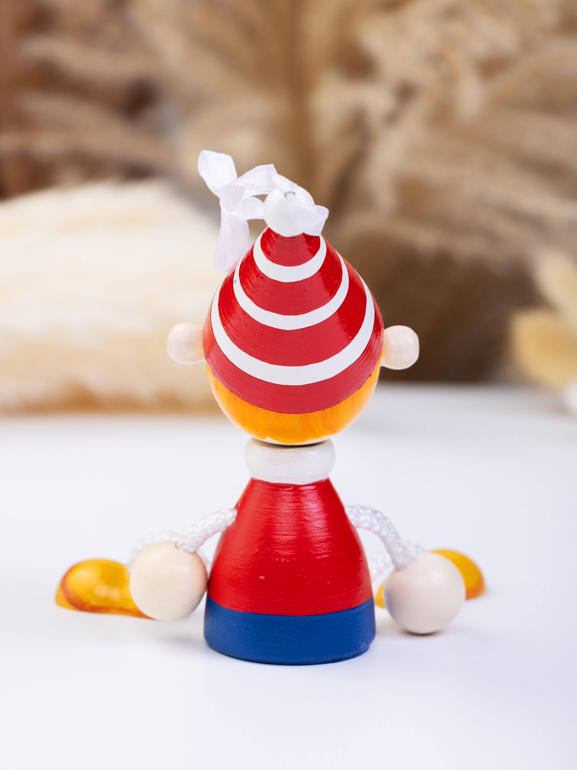 Деревянные игрушки ручной росписи. Фотостудия T-CUBE