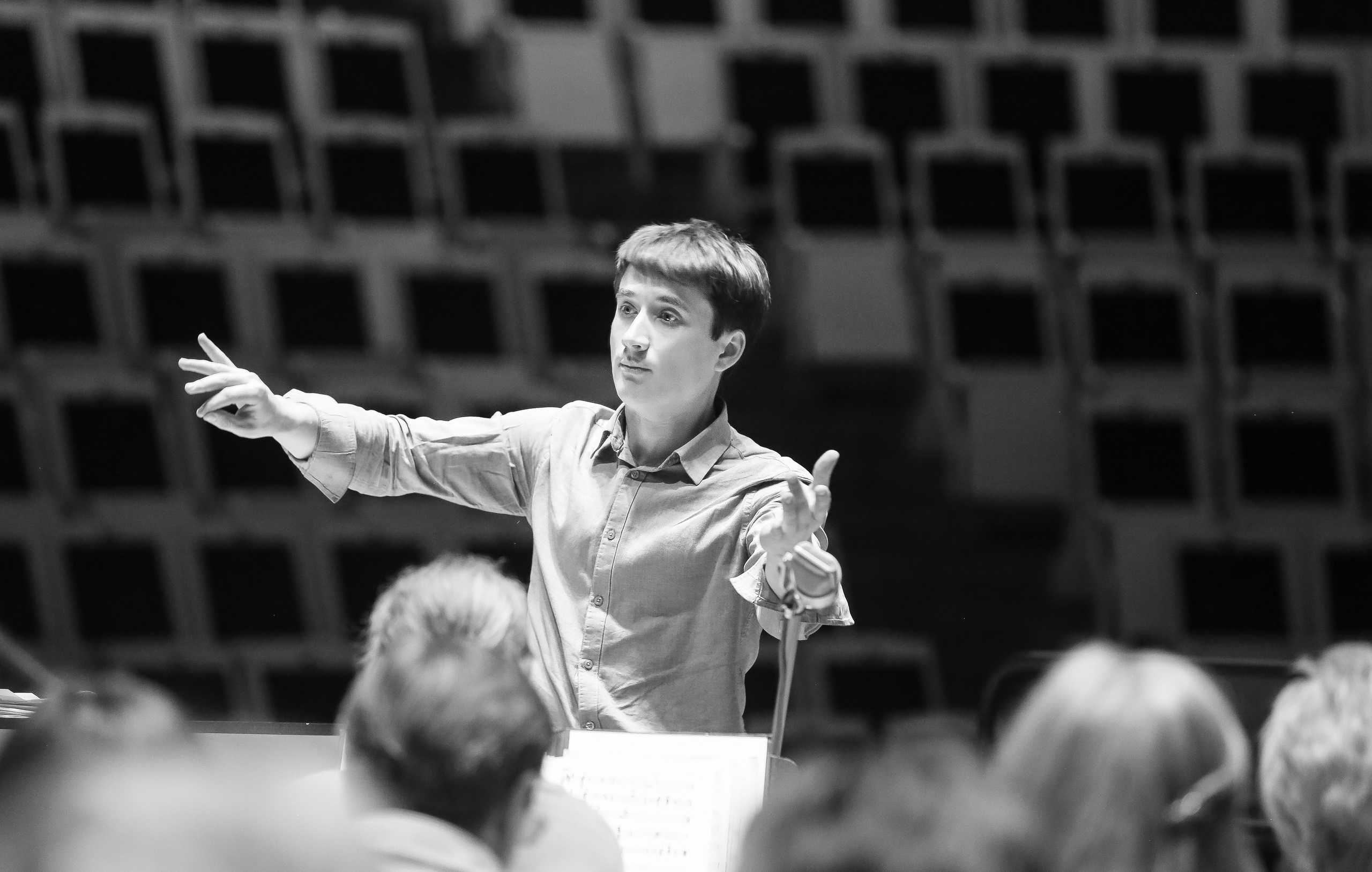 Концерт «Один виток вокруг планеты» ко Дню космонавтики. Дарья Письменюк / Darya Leitstern — фотограф, музыкант, журналист, путешественник