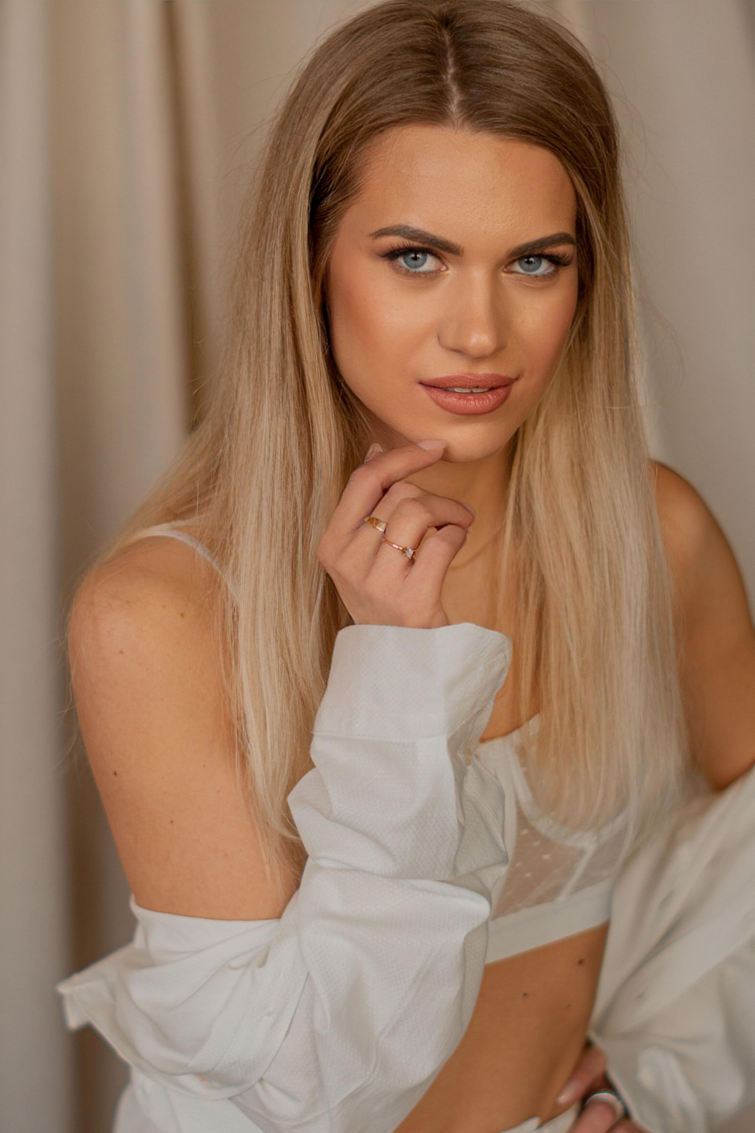 Индивидуальная студийная съемка. Семейный  и свадебный фотограф в Мурманске Мария Шепелева