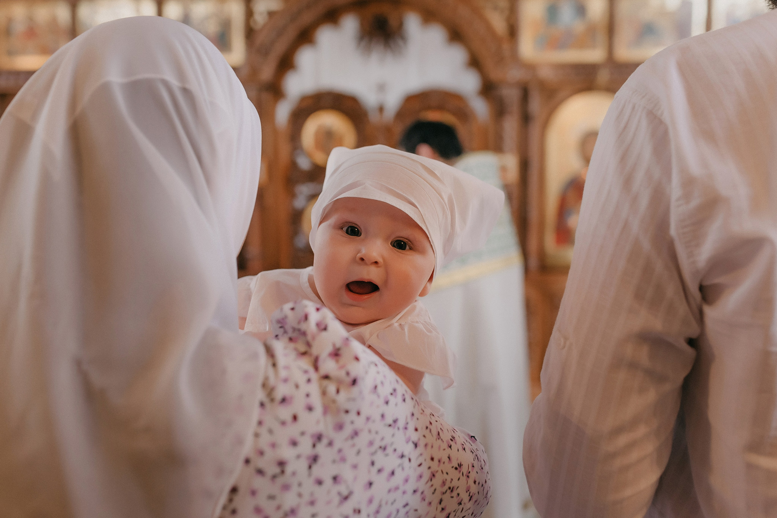 Крещение Артёма и Валерии. Храм Георгия Победоносца. Семейный фотограф в Сургуте
