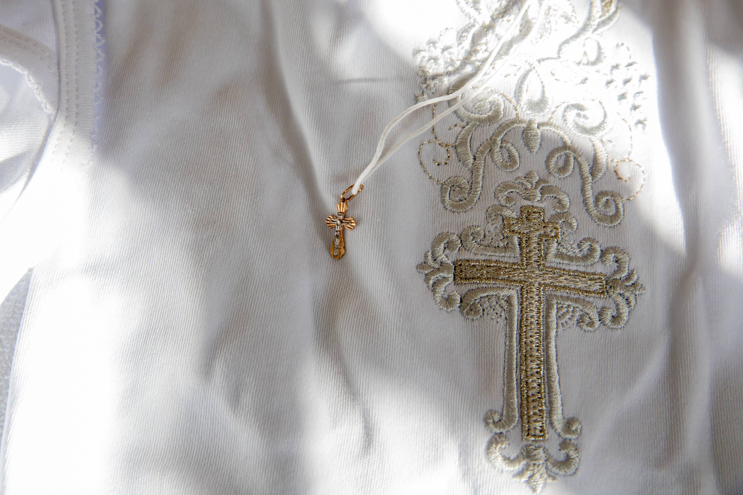 Мл. Варвара. Рассказ о Крещении. ФОТОГРАФ РАДОСТИ Фотосессия в студии СПб. Портретный фотограф — Юрий Торлопов