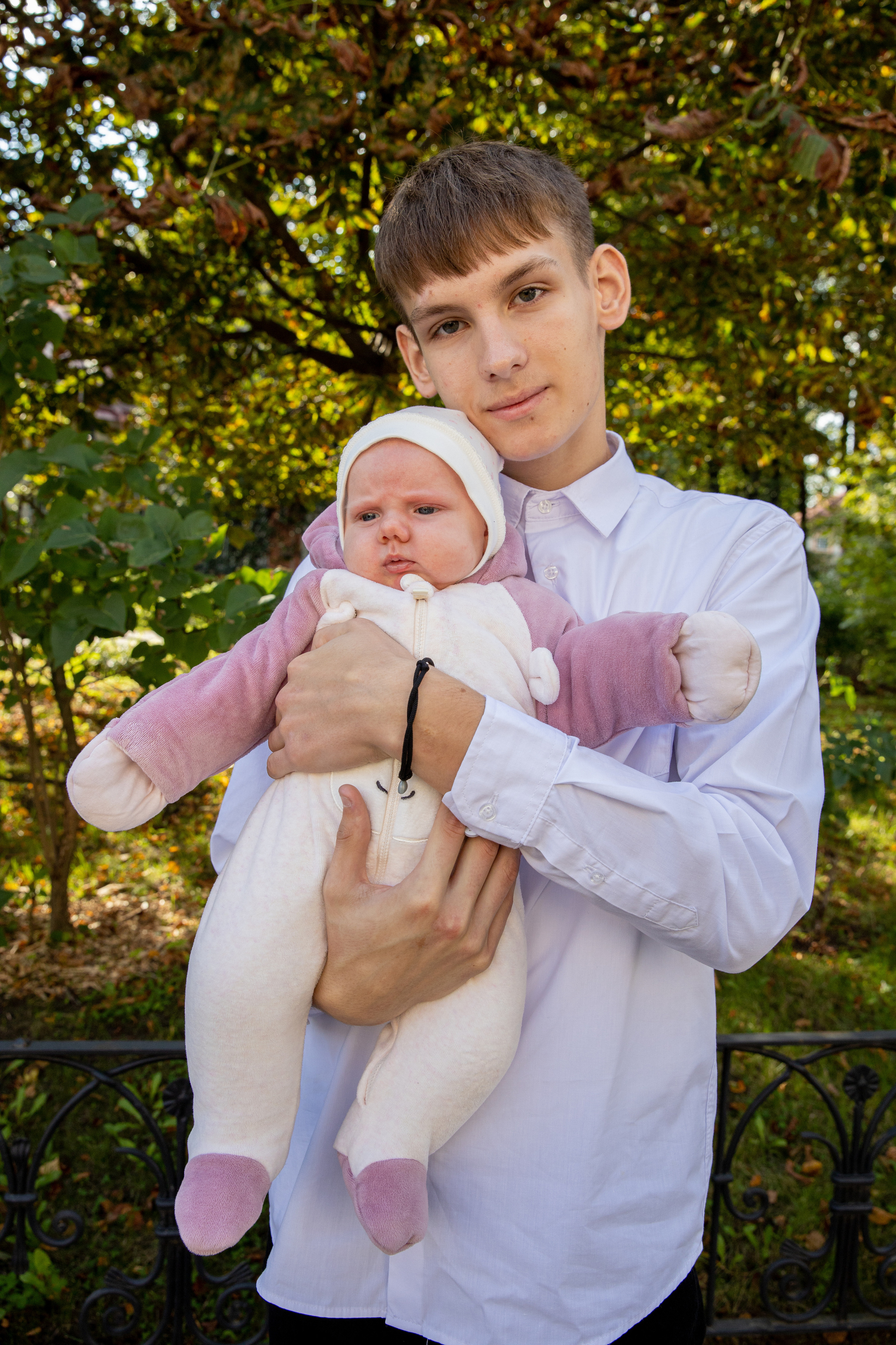 Мл. Варвара. Рассказ о Крещении. ФОТОГРАФ РАДОСТИ Фотосессия в студии СПб. Портретный фотограф — Юрий Торлопов