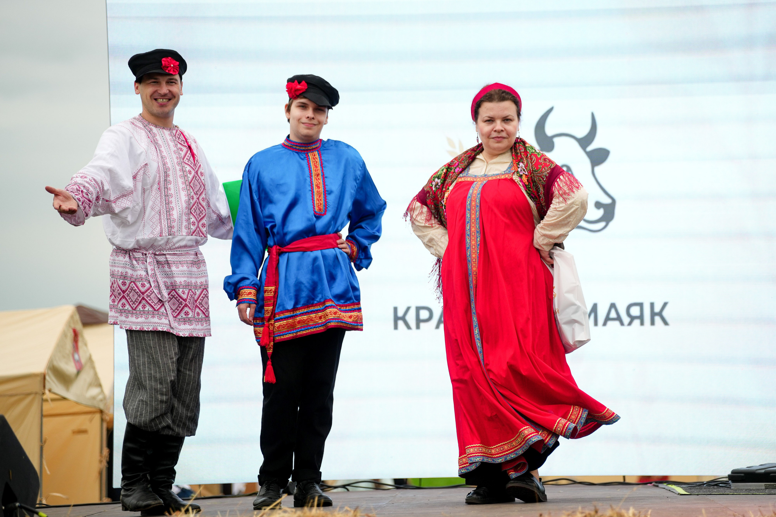 День Коровы — Красный Маяк, село Шурскол. Репортажный фотограф Сергей Сажин г. Ярославль