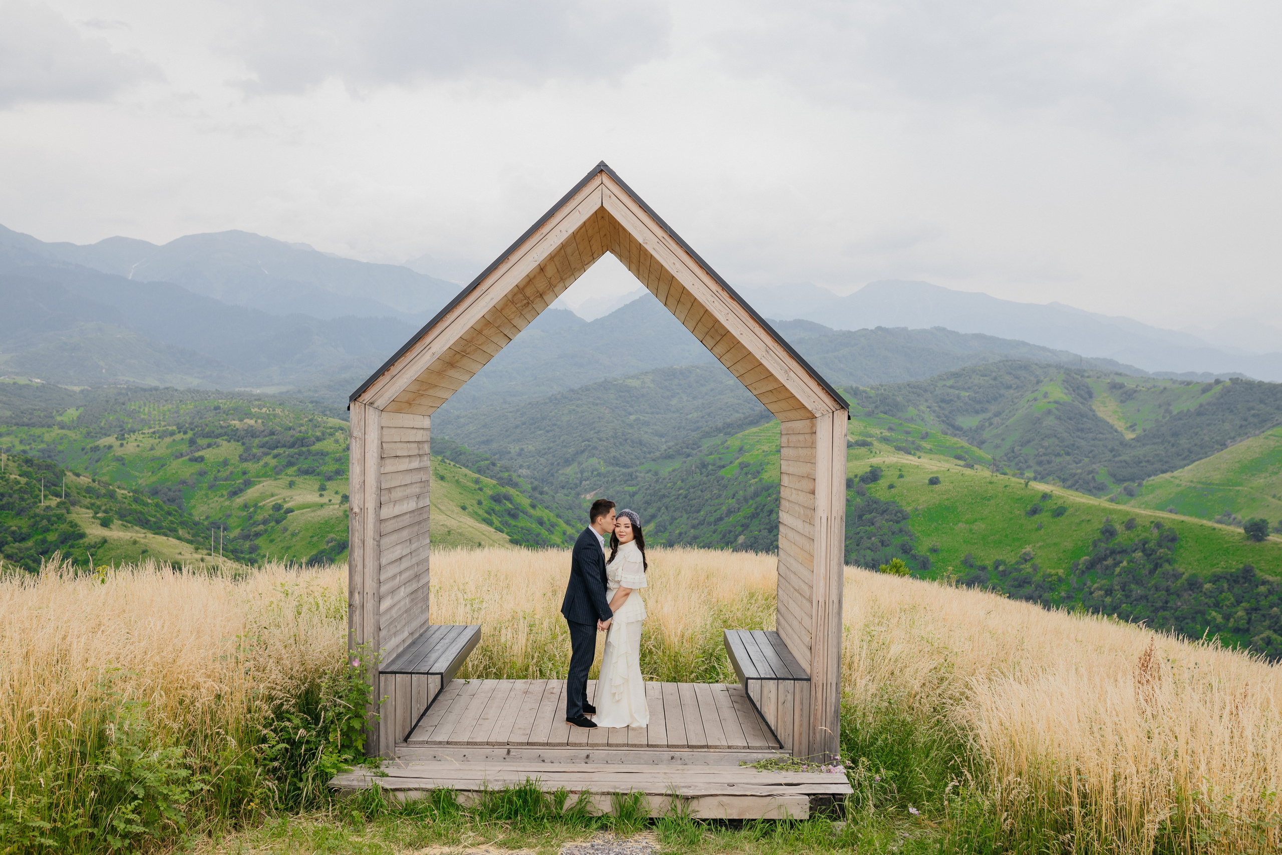 MADI & ARU. Wedding and Fashion photographer
