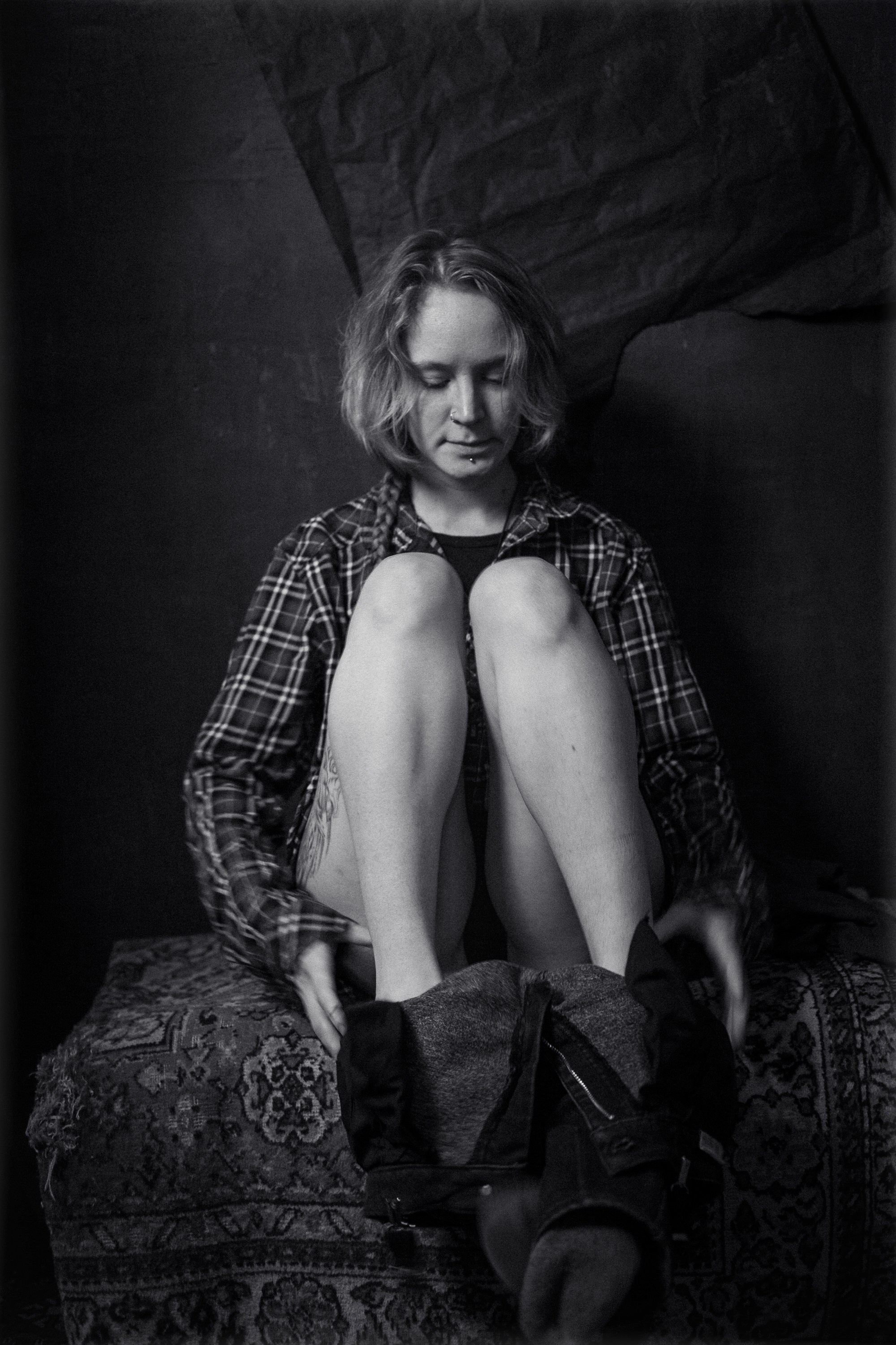 Вика. Домашняя студия. RawCat. Портретная фотография Екатеринбург