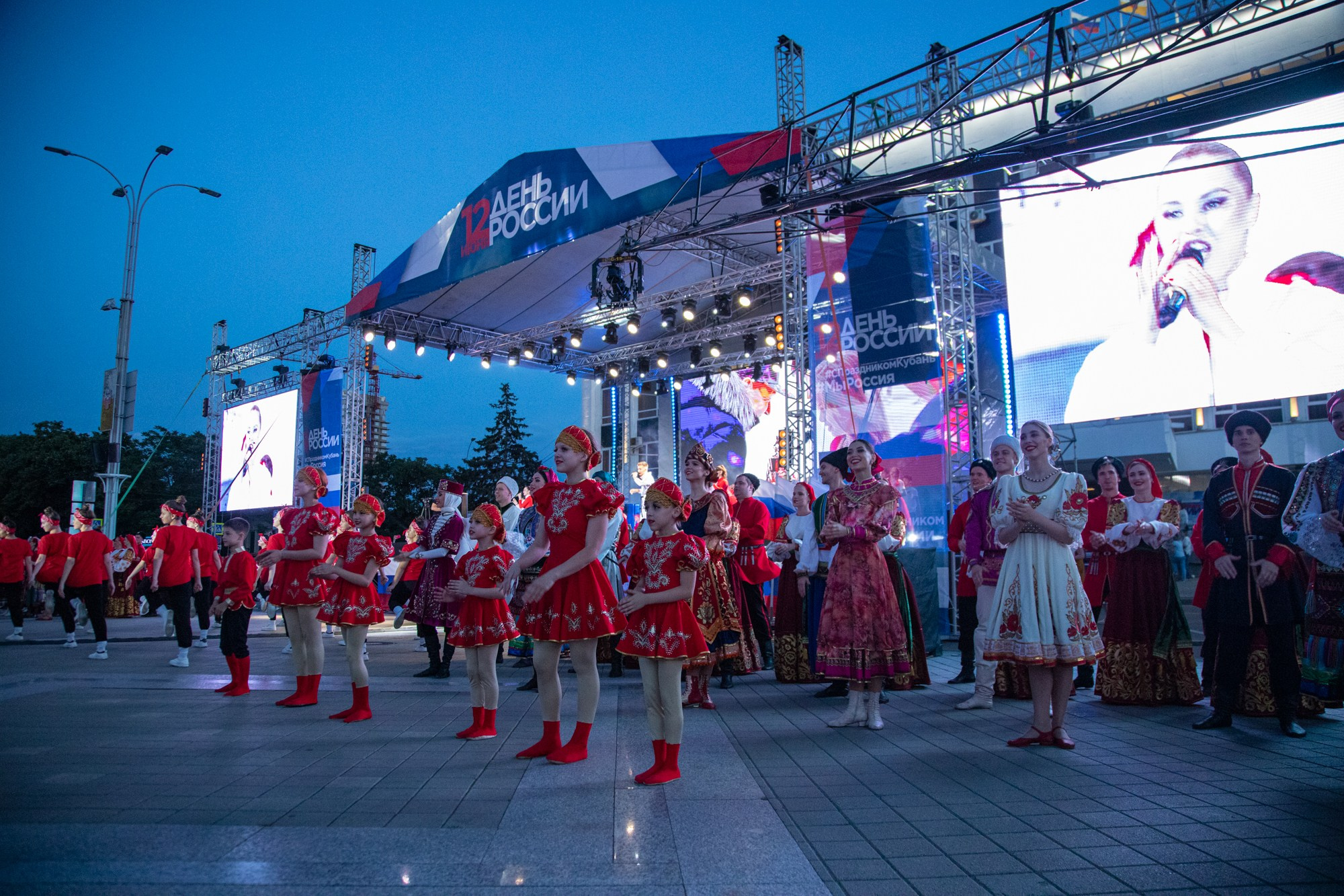 День России в Краснодаре 2022. Репортажный, промышленный и маркетплейс-фотограф Дмитрий Чернат