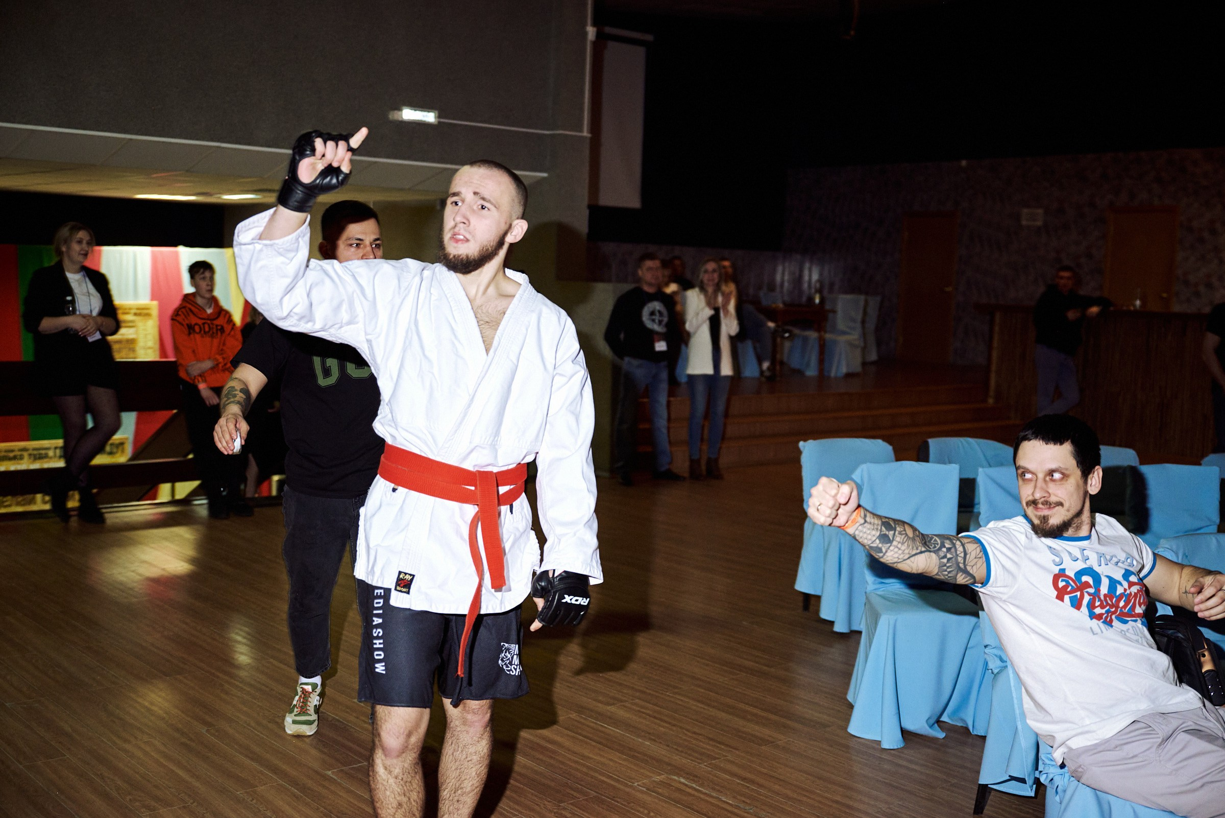 Бои. Маляревич Дмитрий свадебный фотограф