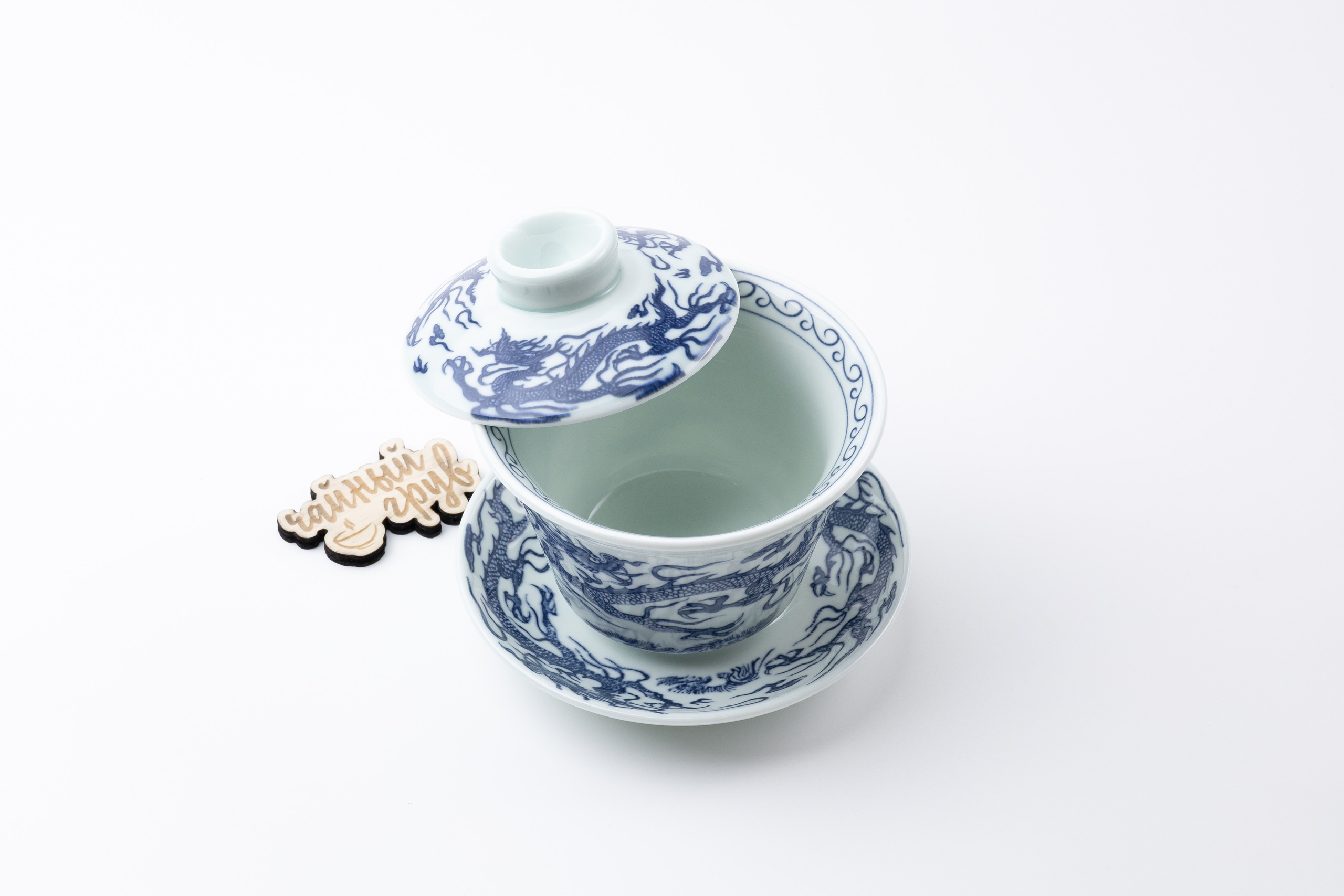 Предметное фото на белом фоне в Астане. Рекламный фуд фотограф и видеограф в Астане Алина Лысенко