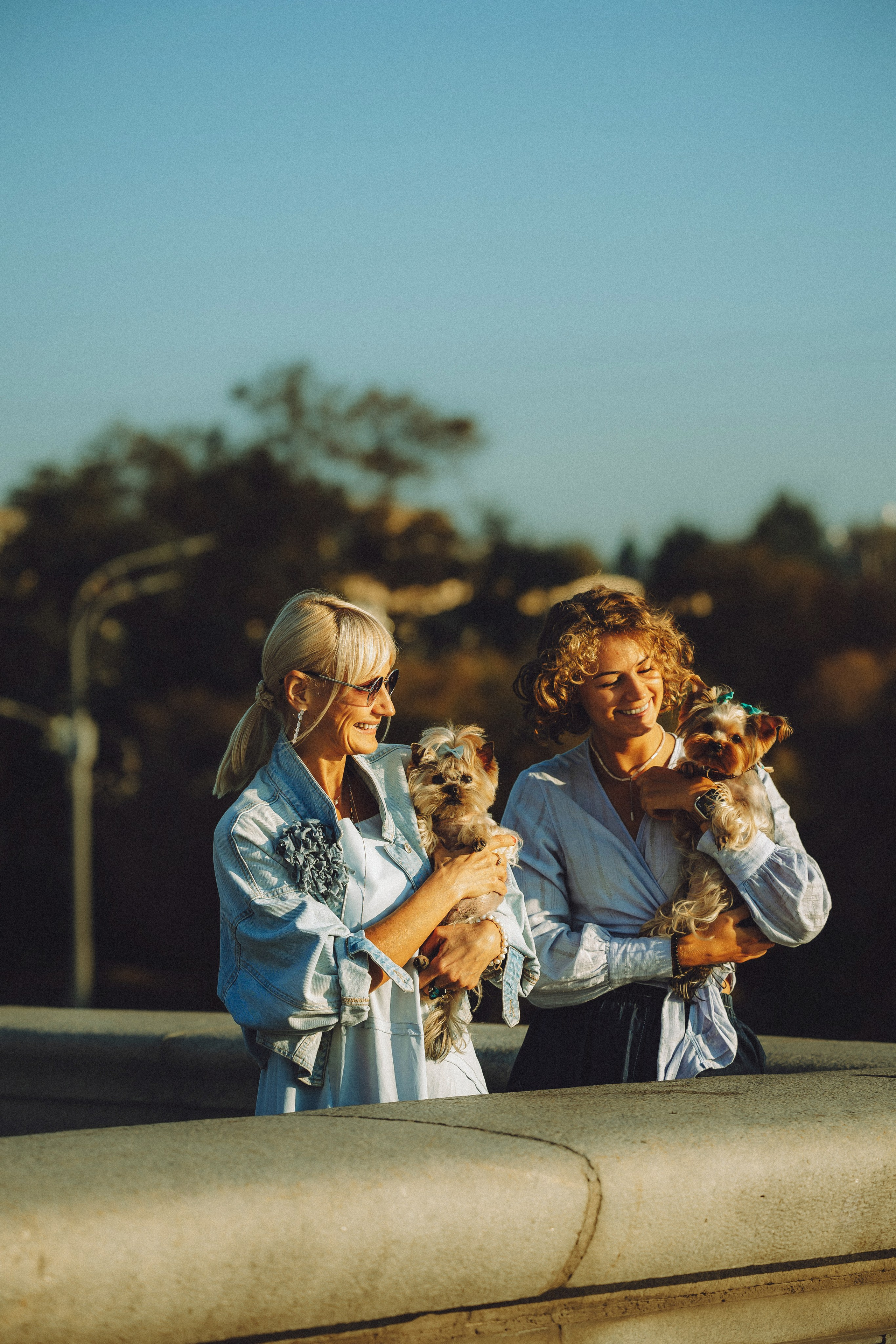 Дженни, Оливия и их семья