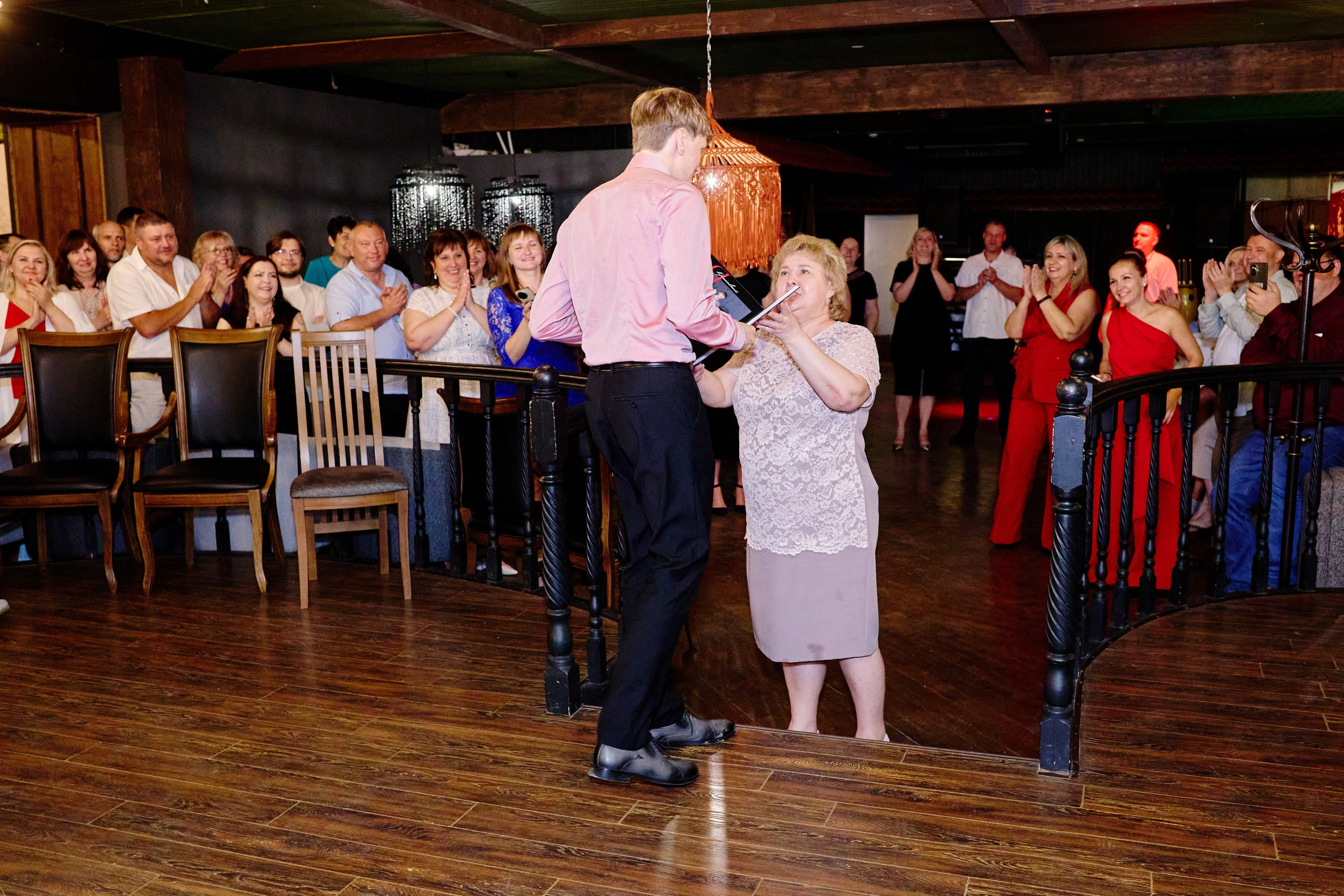 Выпускной 35 Сош. Фотограф Выпускные альбомы Таганрог Сергей Коробченко