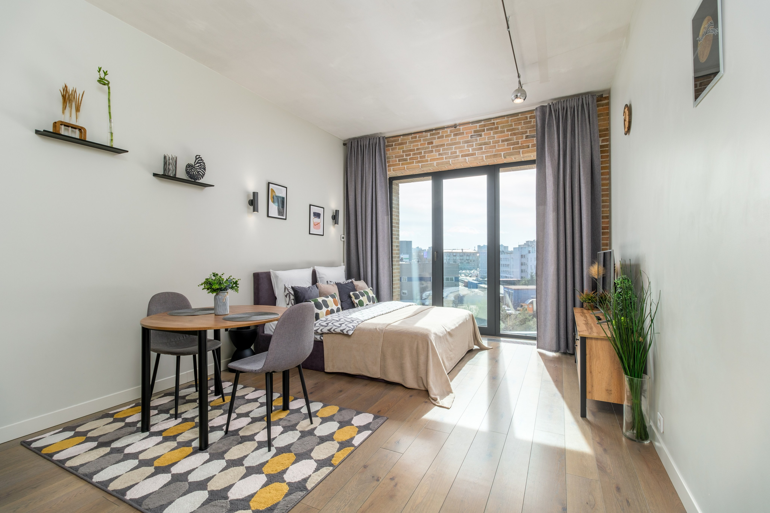 Интерьерная съёмка апартаментов