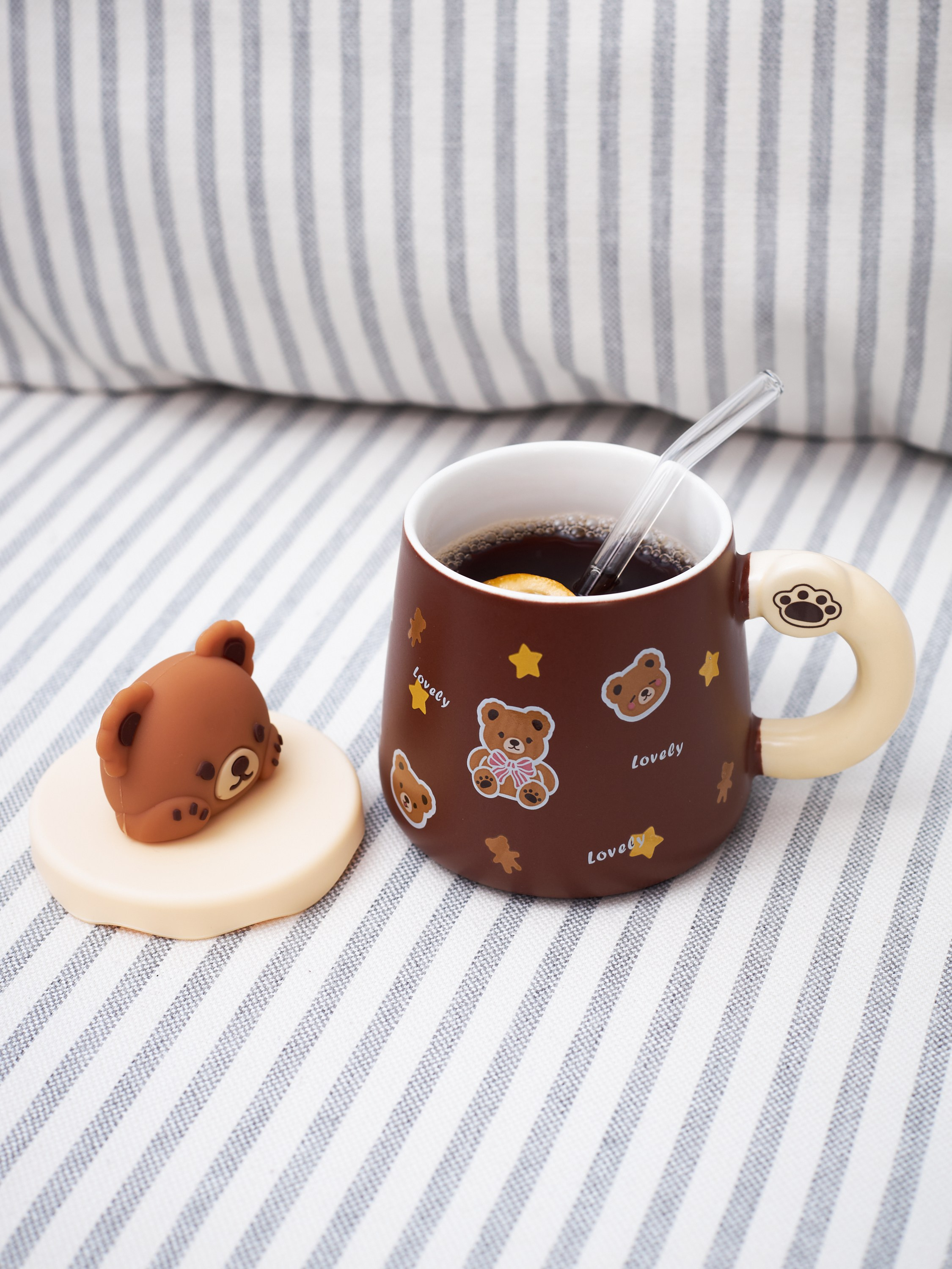 Фотосъемка посуды термосов Екатеринбург товары для кухни Wildberries ВБ Ozon предметка Екб заказать цена. Фотограф Екатеринбург Анастасия Жерновская | Маркетплейсы и нейрофото