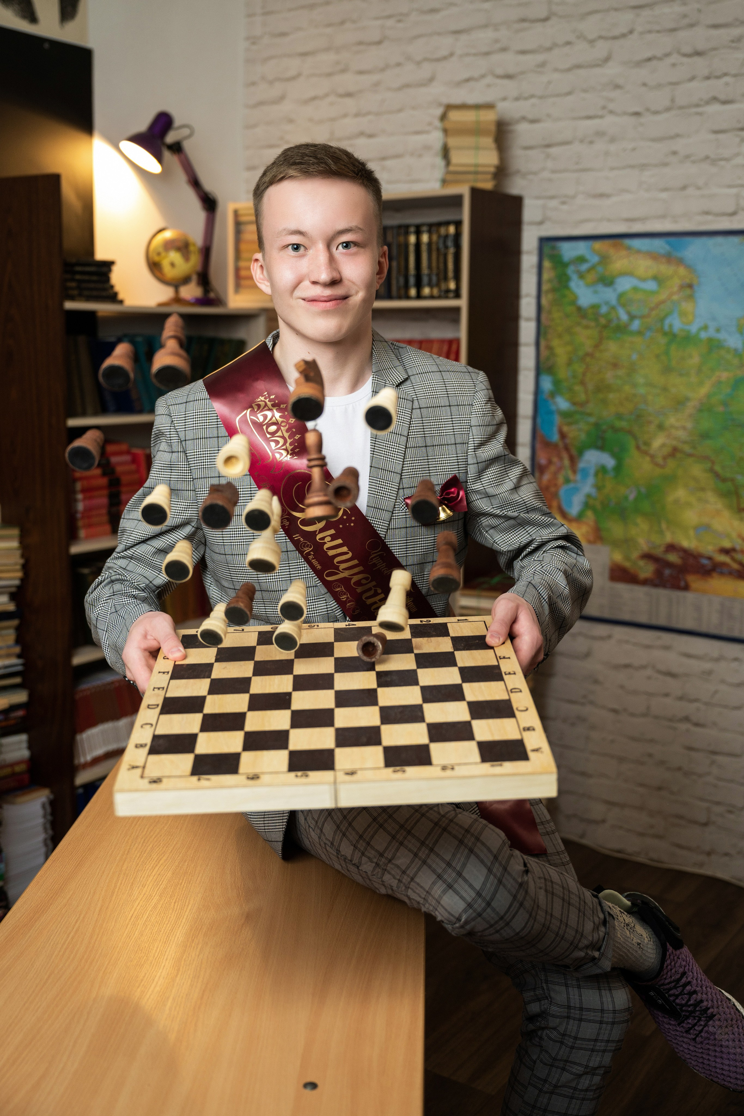 Старшая школа. Современный выпускной альбом