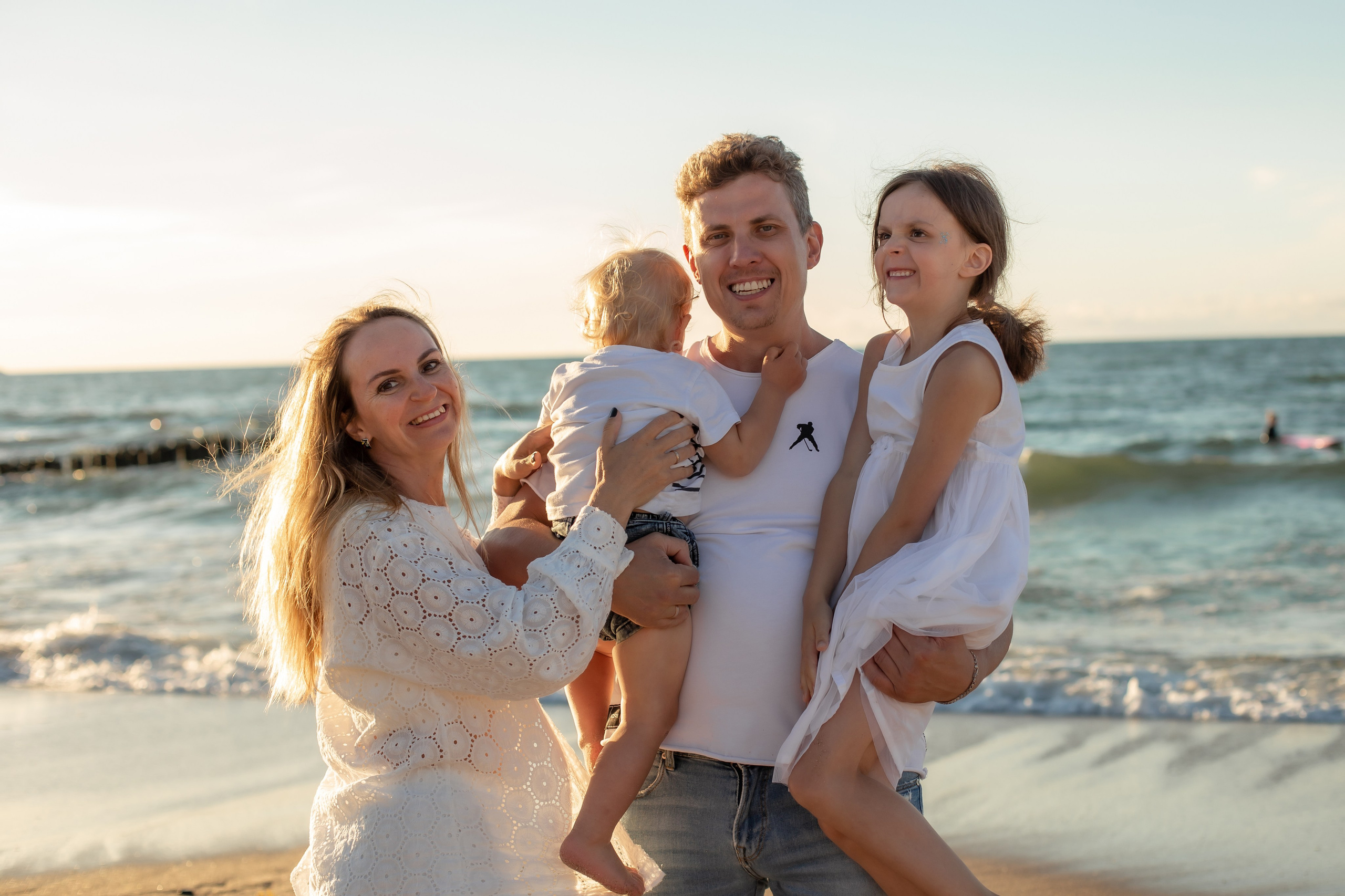 Иван, Ирина, Варя и Гордей. Малиновка. Фотограф в Калининграде Решетникова Алина