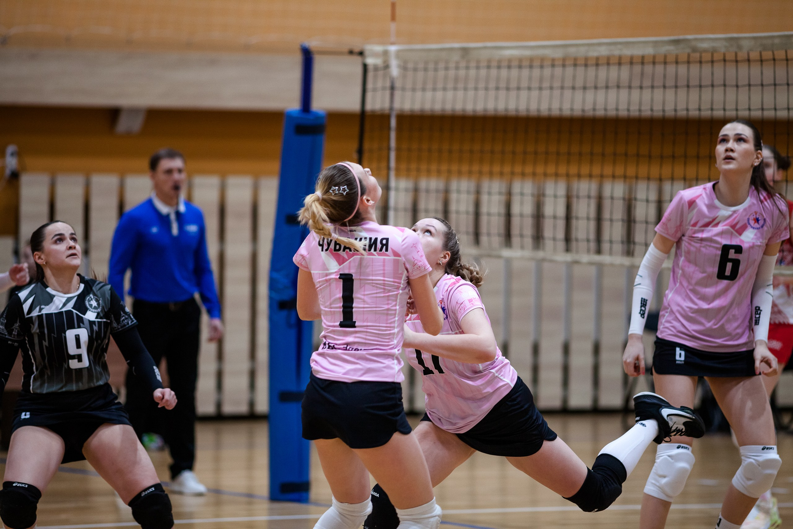 СШ11 — Искра / 1 игра. Фотография