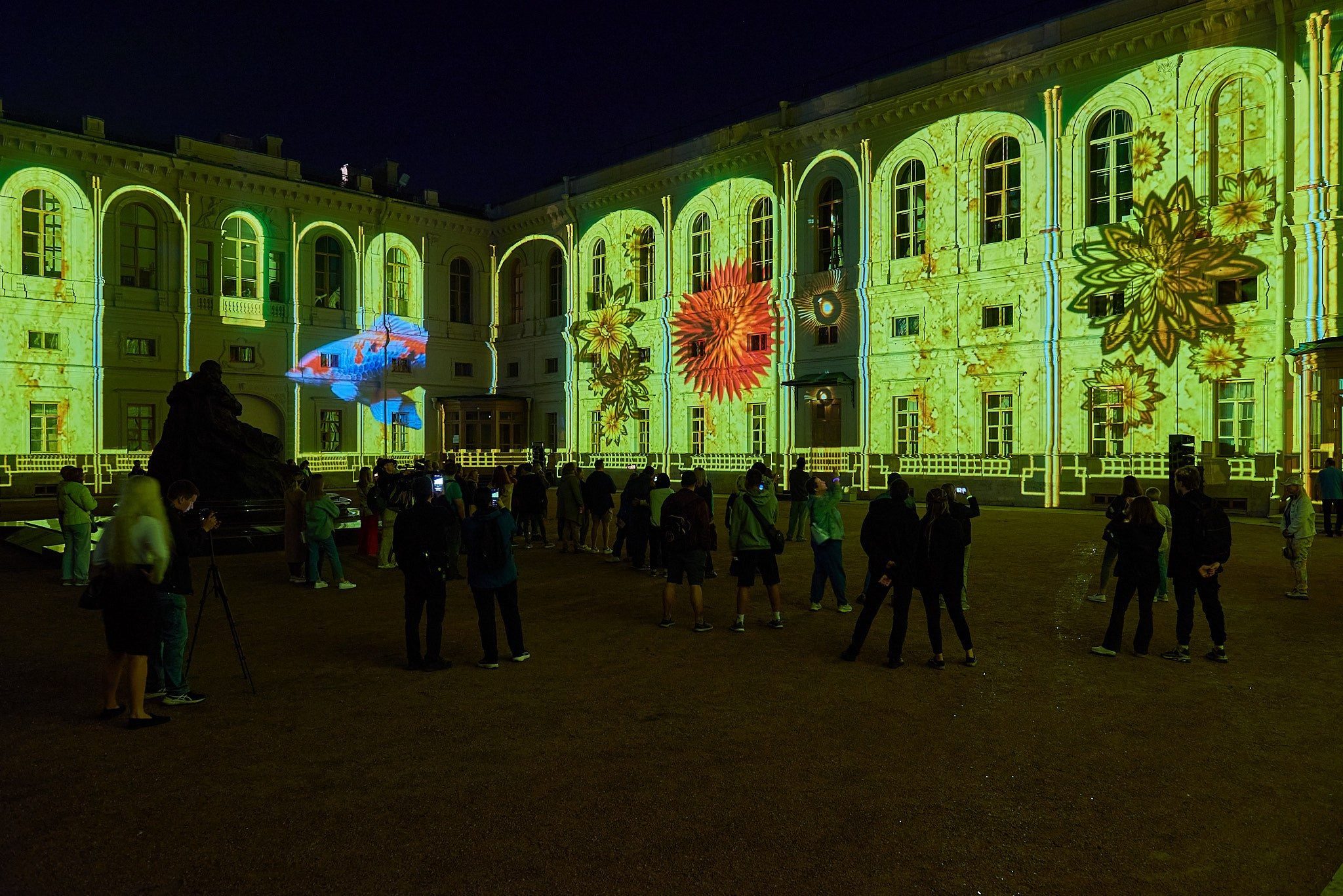 Ночь света 2024 Гатчина. Иван Ступа, репортажный фотограф в Санкт-Петербурге и Ленинградской области