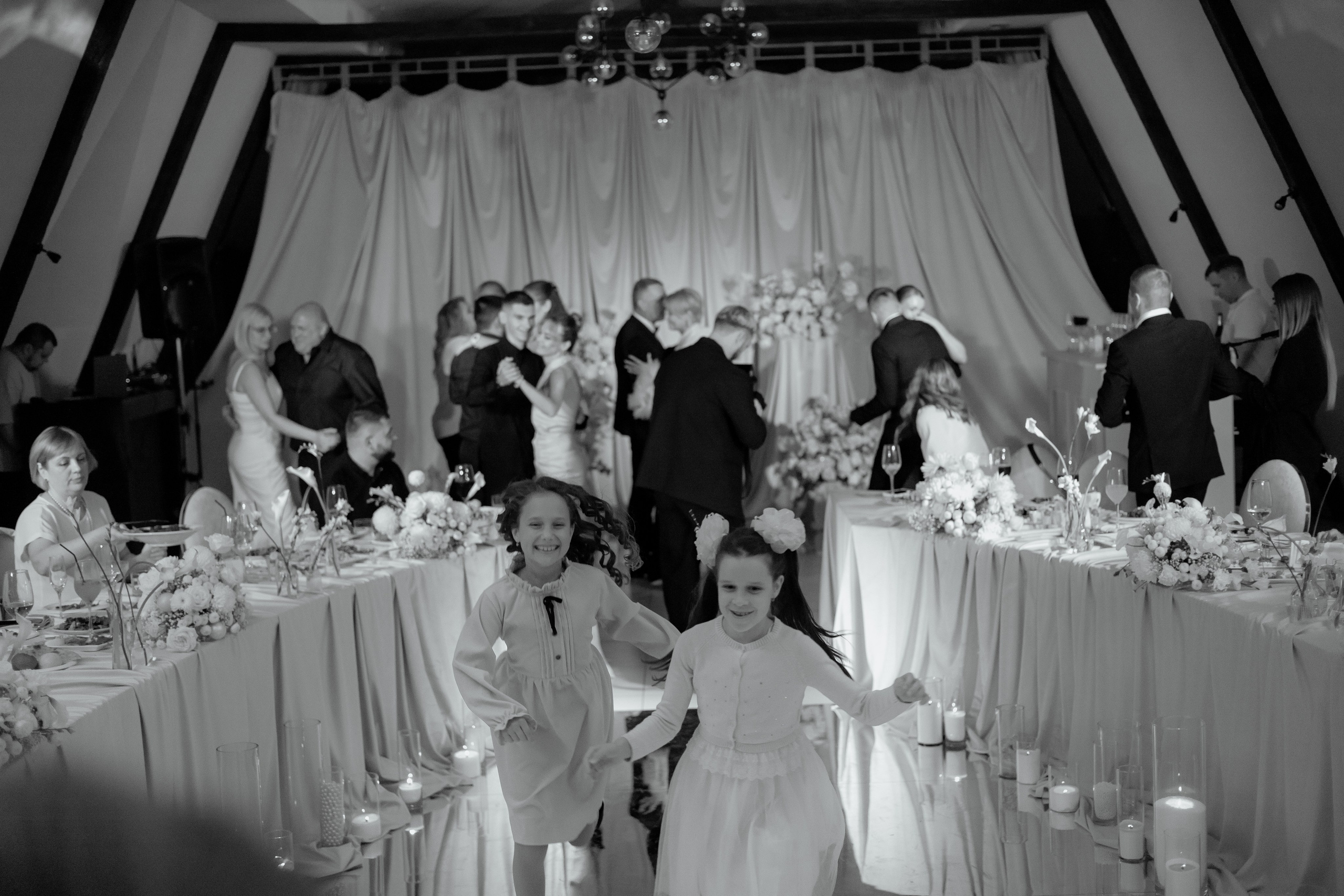 «С днем Рождения, Вика» группа «Корни»