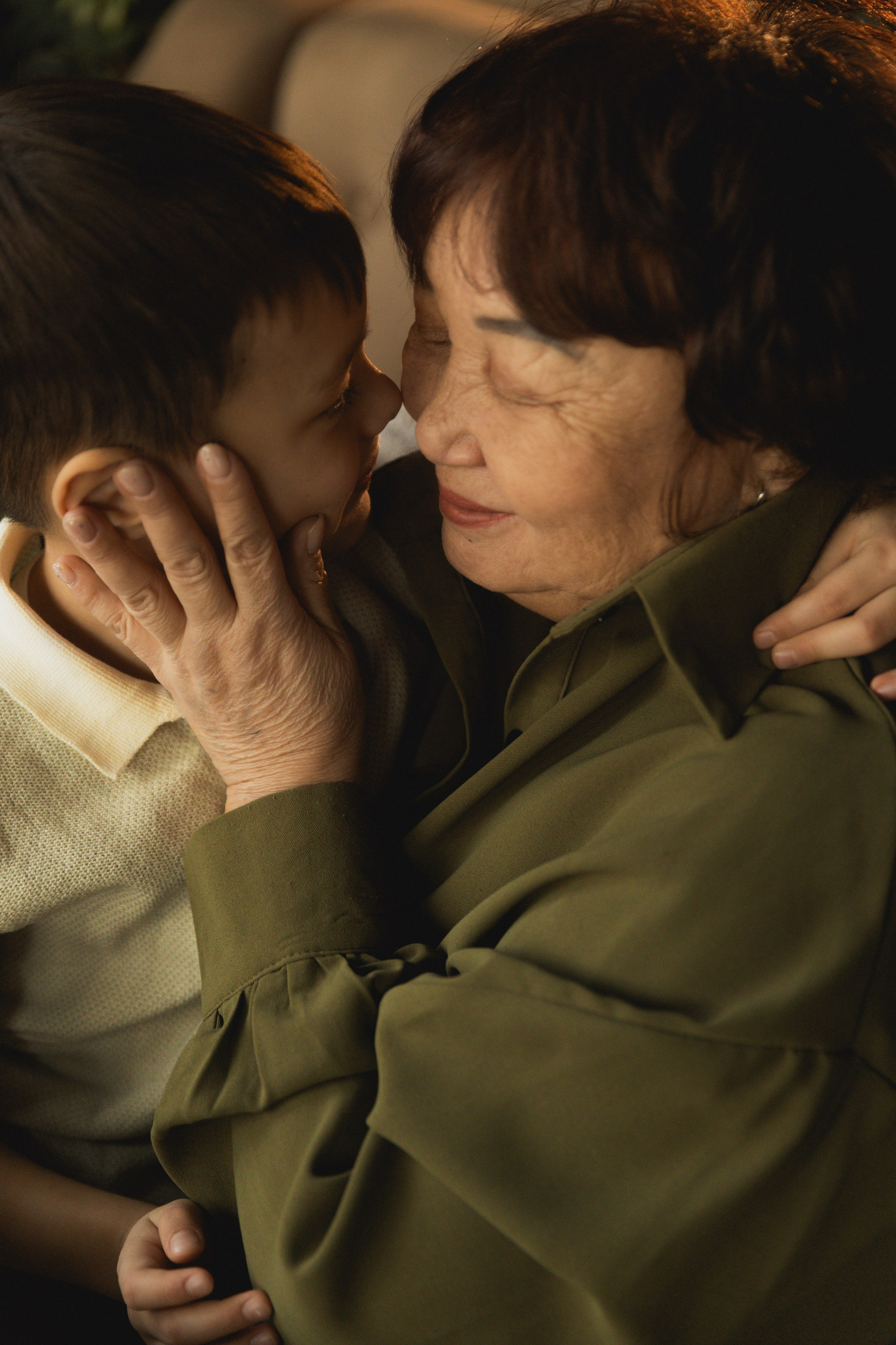 Бабушка и внук. Семейный и свадебный фотограф Лилия Матонина | Ангарск, Иркутск, Усолье-Сибирское, Байкал (Листвянка, Ольхон), Иркутская область
