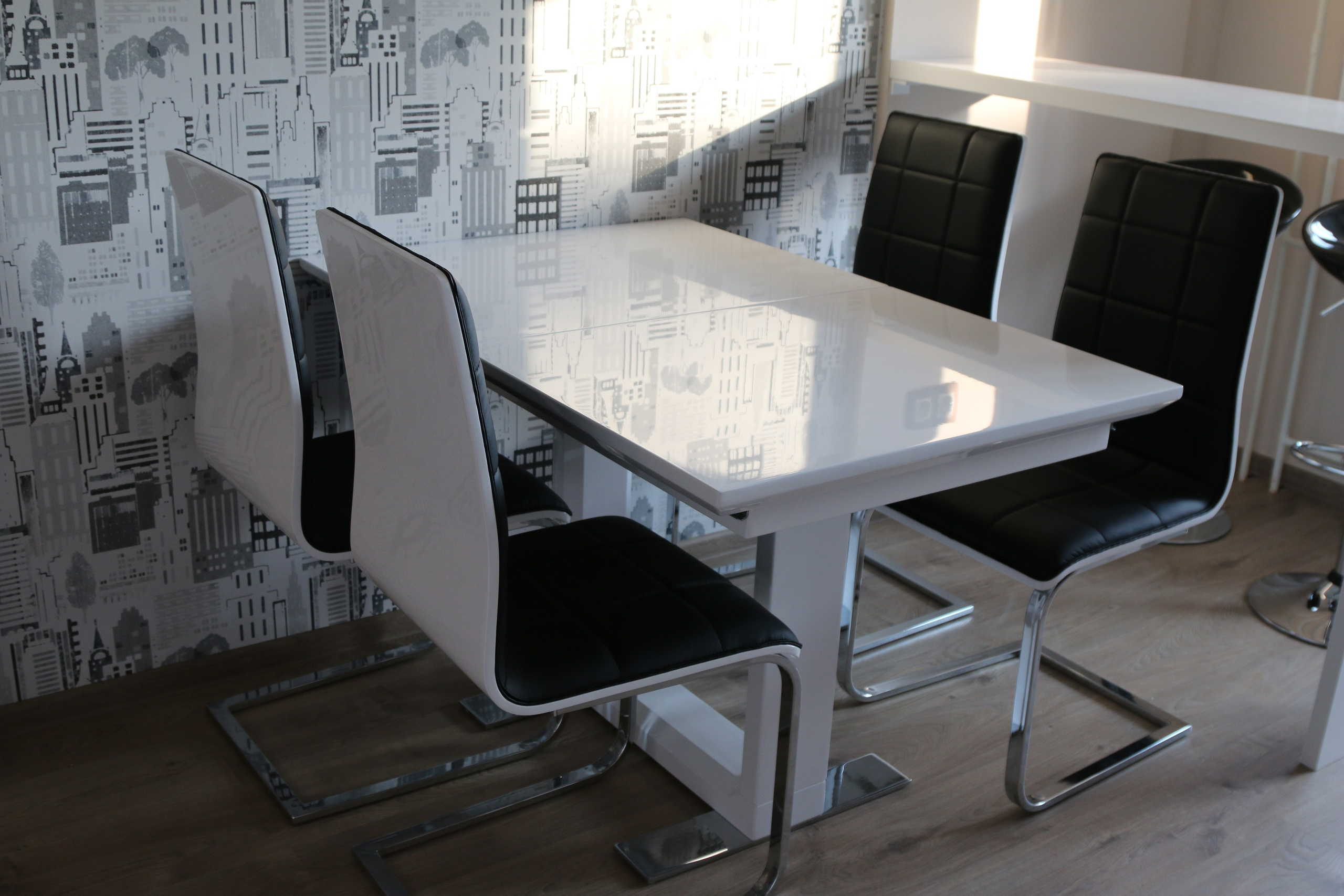 Съемка квартир, домов для продажи и аренды. Фотограф в Красноярске Роман Ночевный