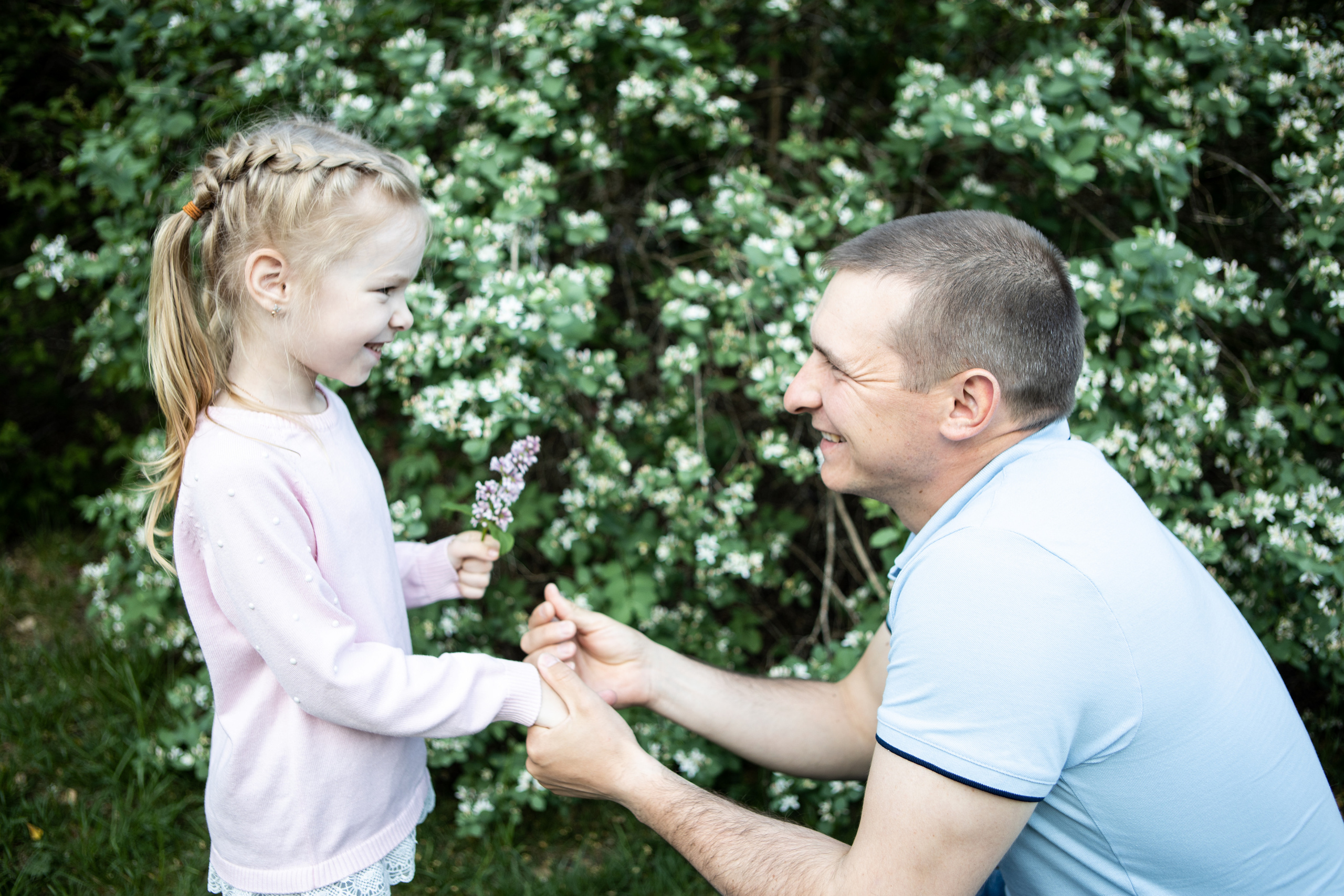 Семейная фотосессия в цветении
