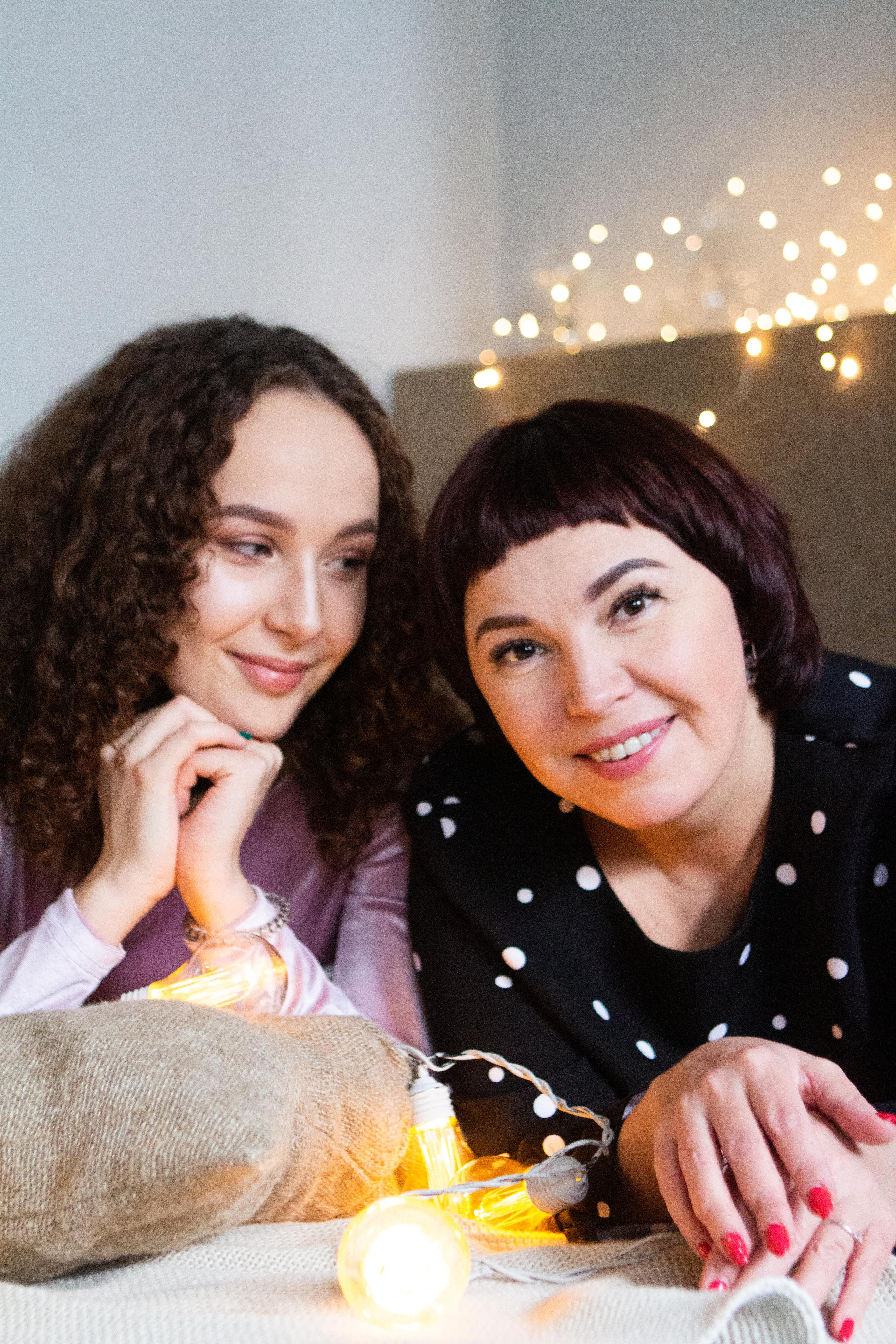 Новогодняя история Наташи, Жени и кота Босса