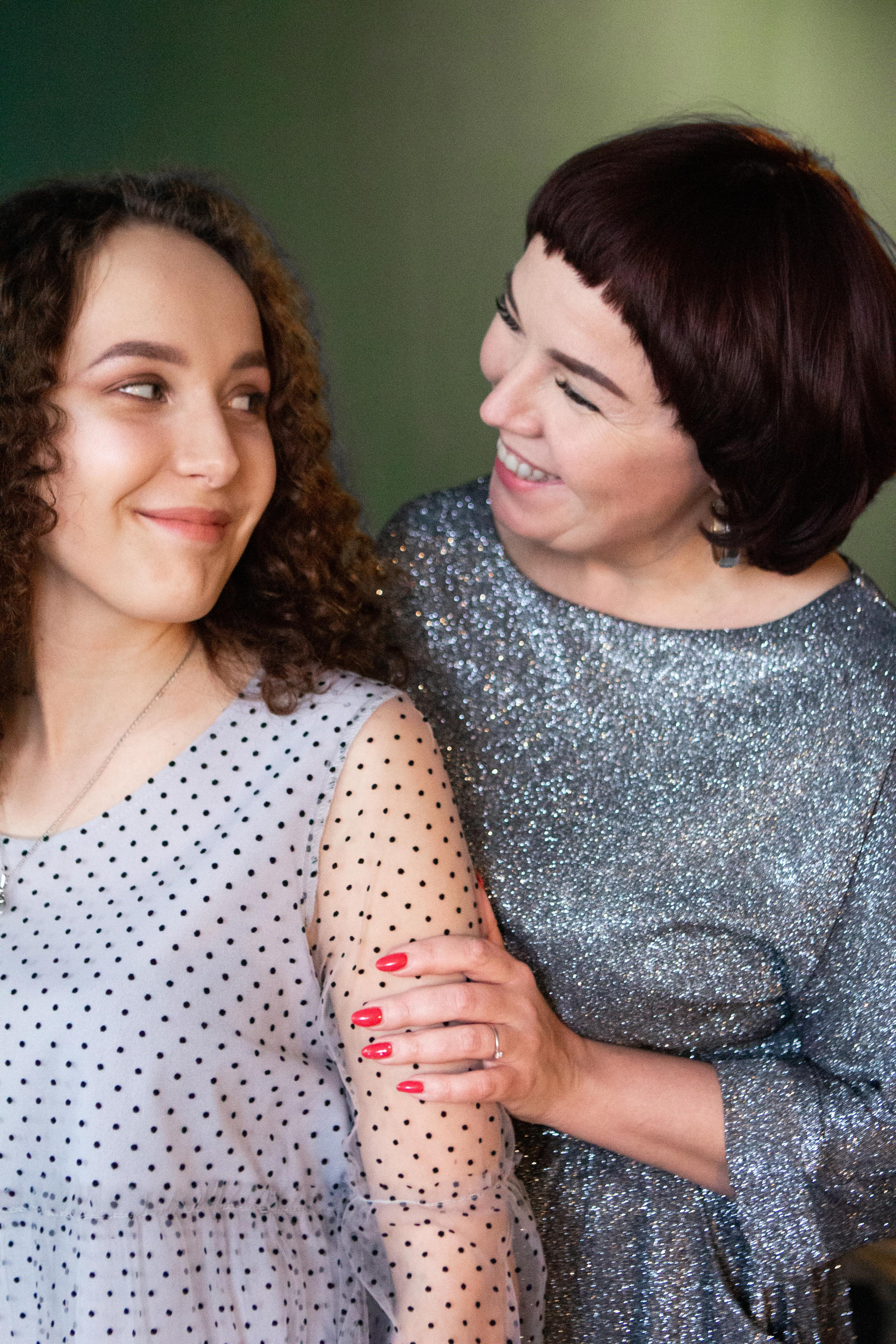 Новогодняя история Наташи, Жени и кота Босса