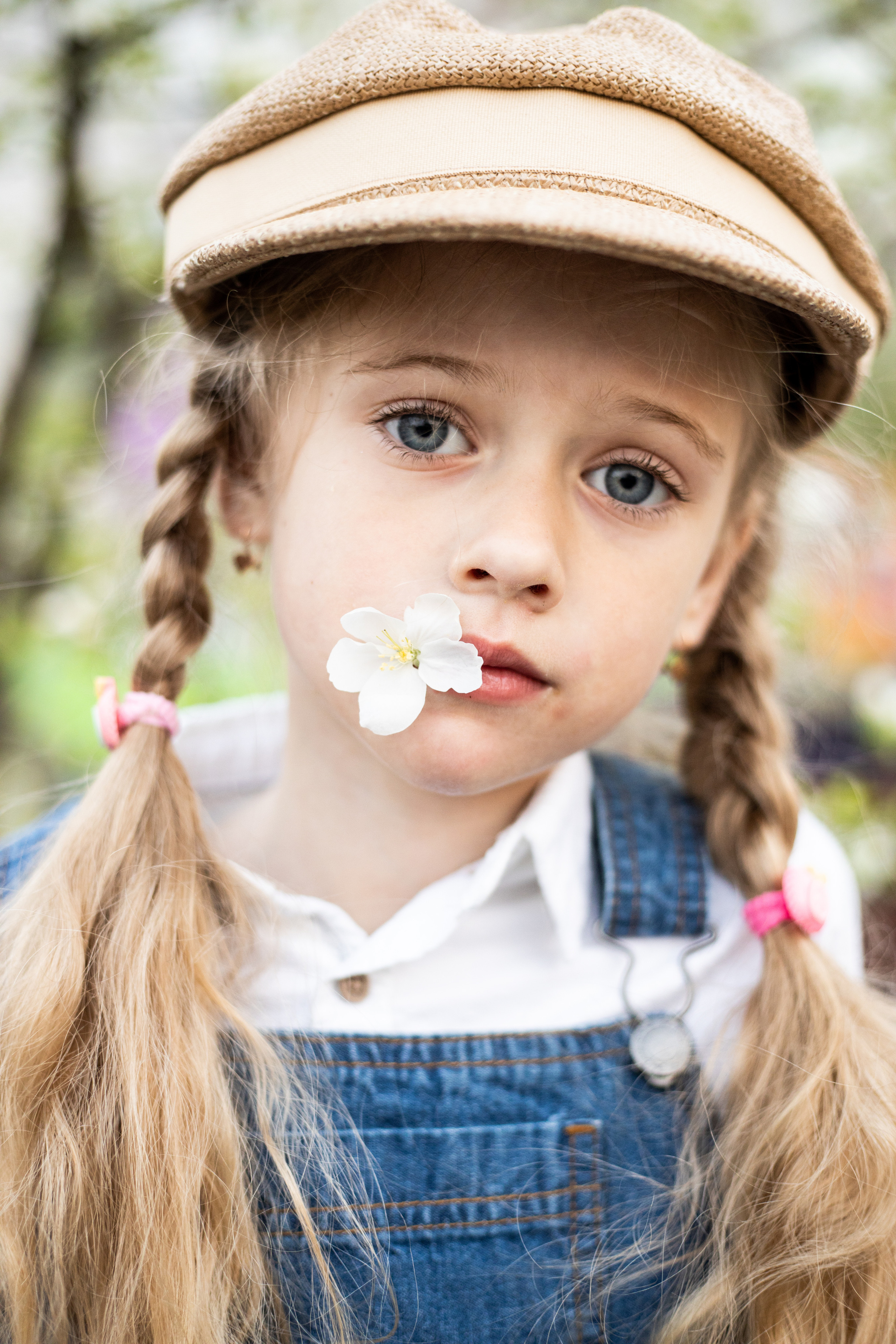 Когда яблони цветут…